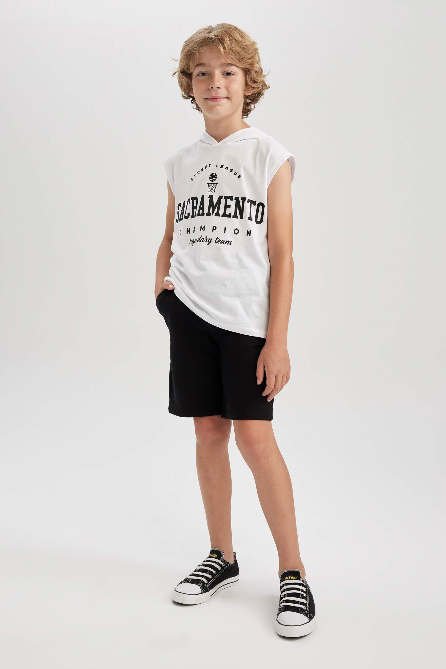 Boy Printed Hooded Undershirt Shorts 2 Piece Set