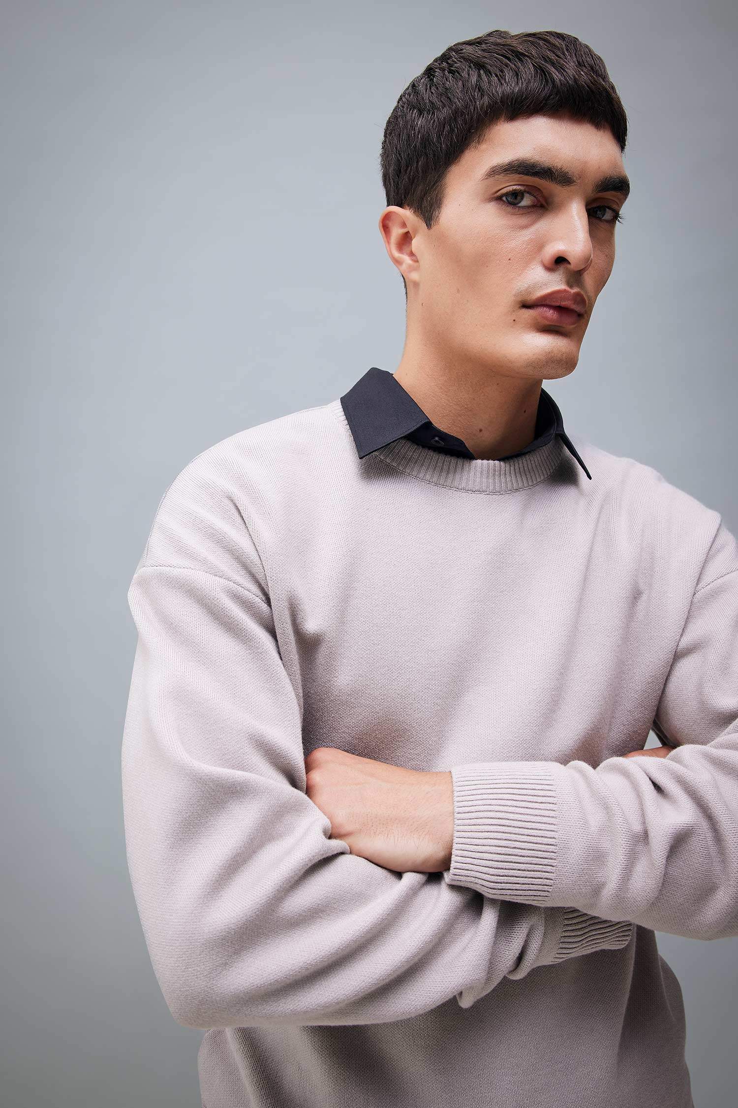 بلوز صوف بريميوم قصة مريحة بياخة مستديرة