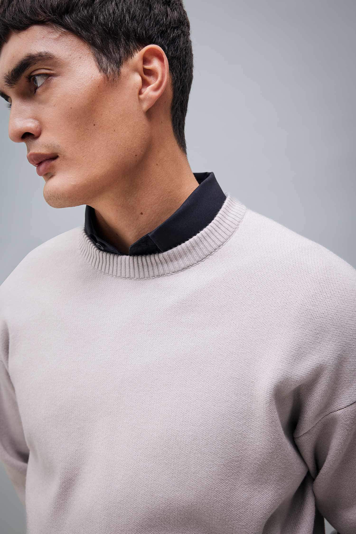 بلوز صوف بريميوم قصة مريحة بياخة مستديرة