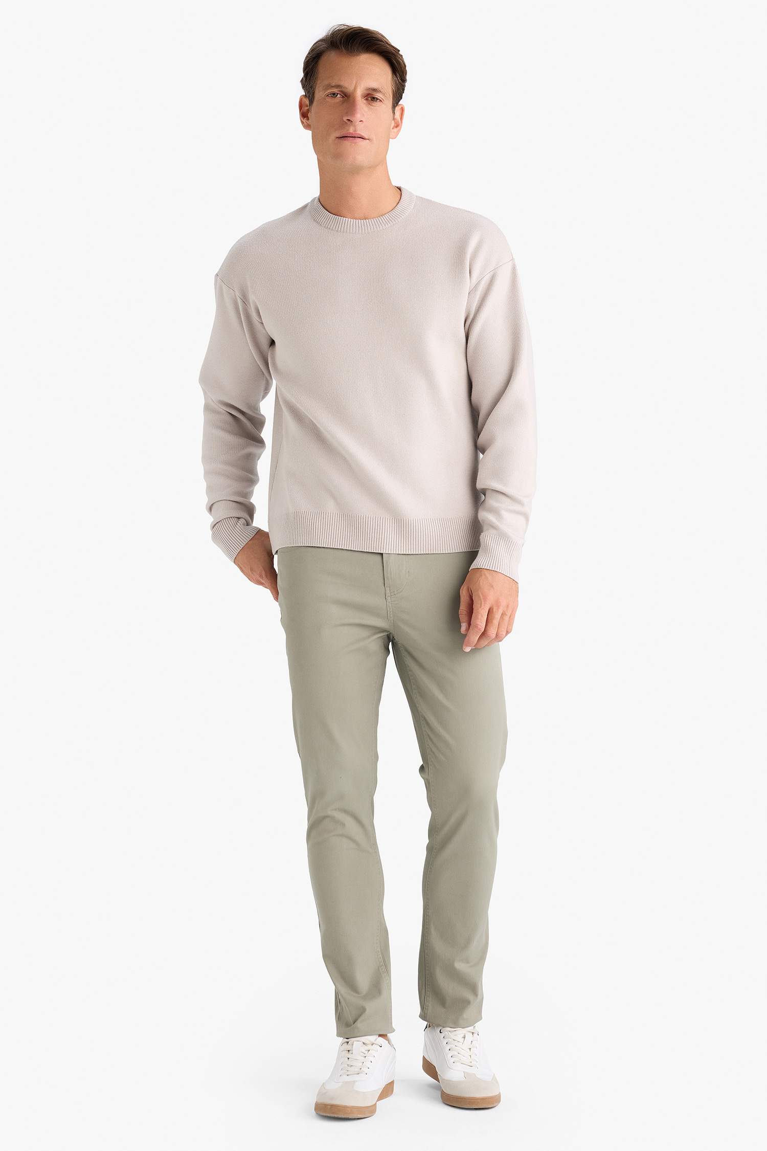 بلوز صوف بريميوم قصة مريحة بياخة مستديرة