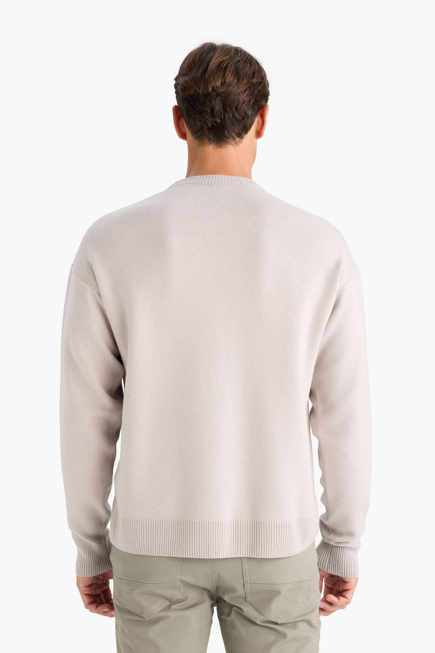 بلوز صوف بريميوم قصة مريحة بياخة مستديرة