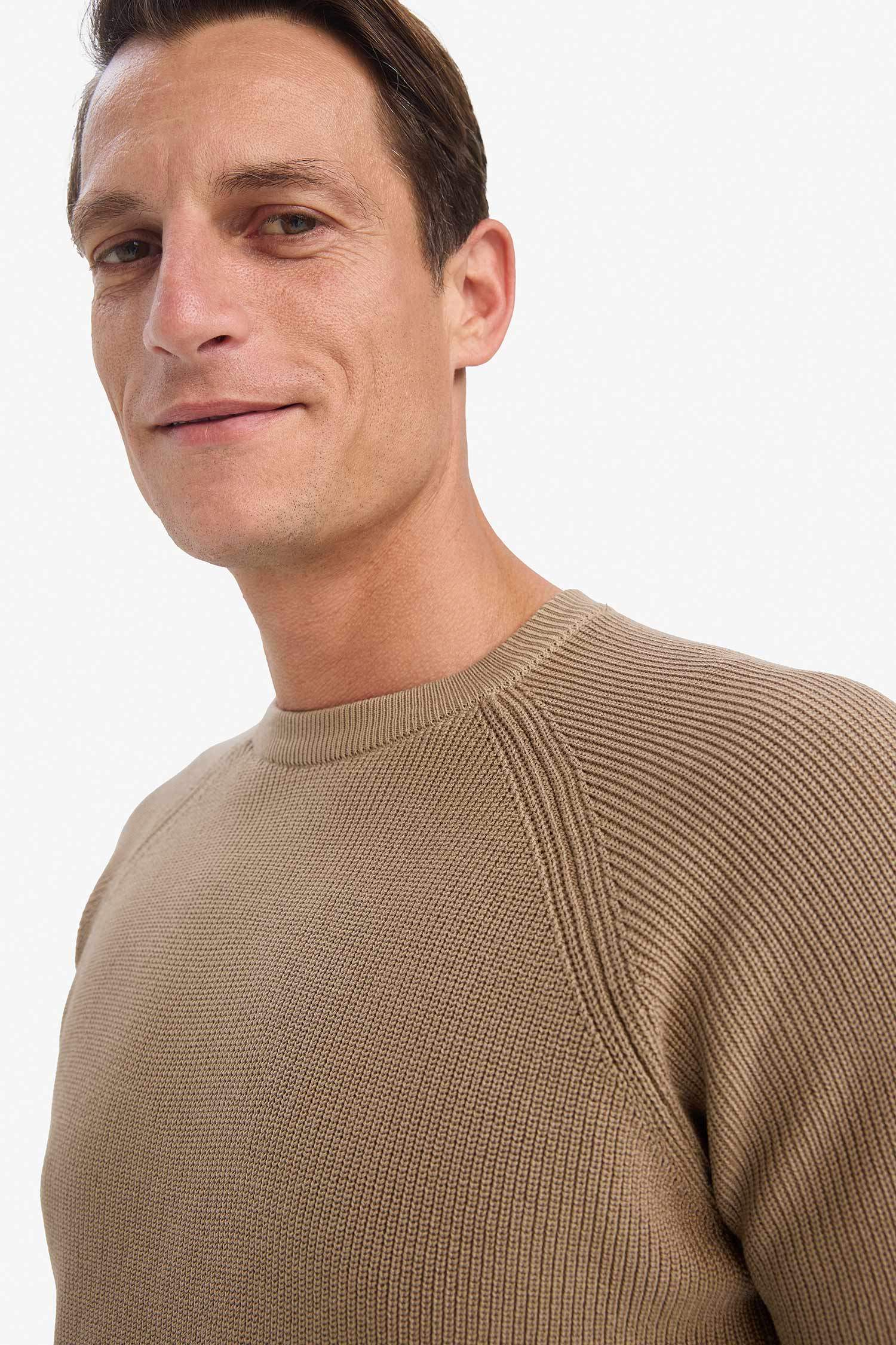 Standart Fit Bisiklet Yaka Triko Kazak