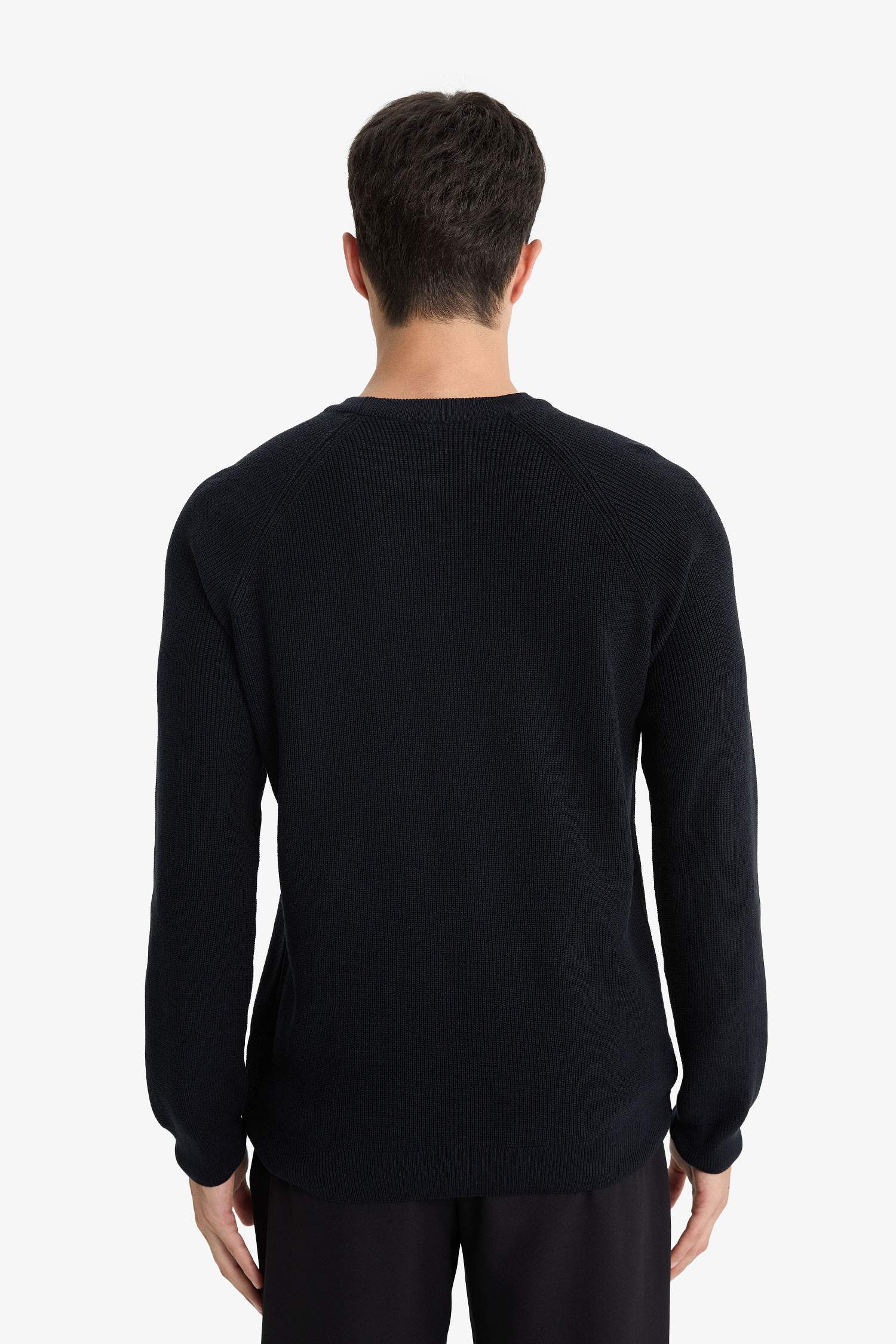 Standard Fit Crew Neck Knitwear Pullover
