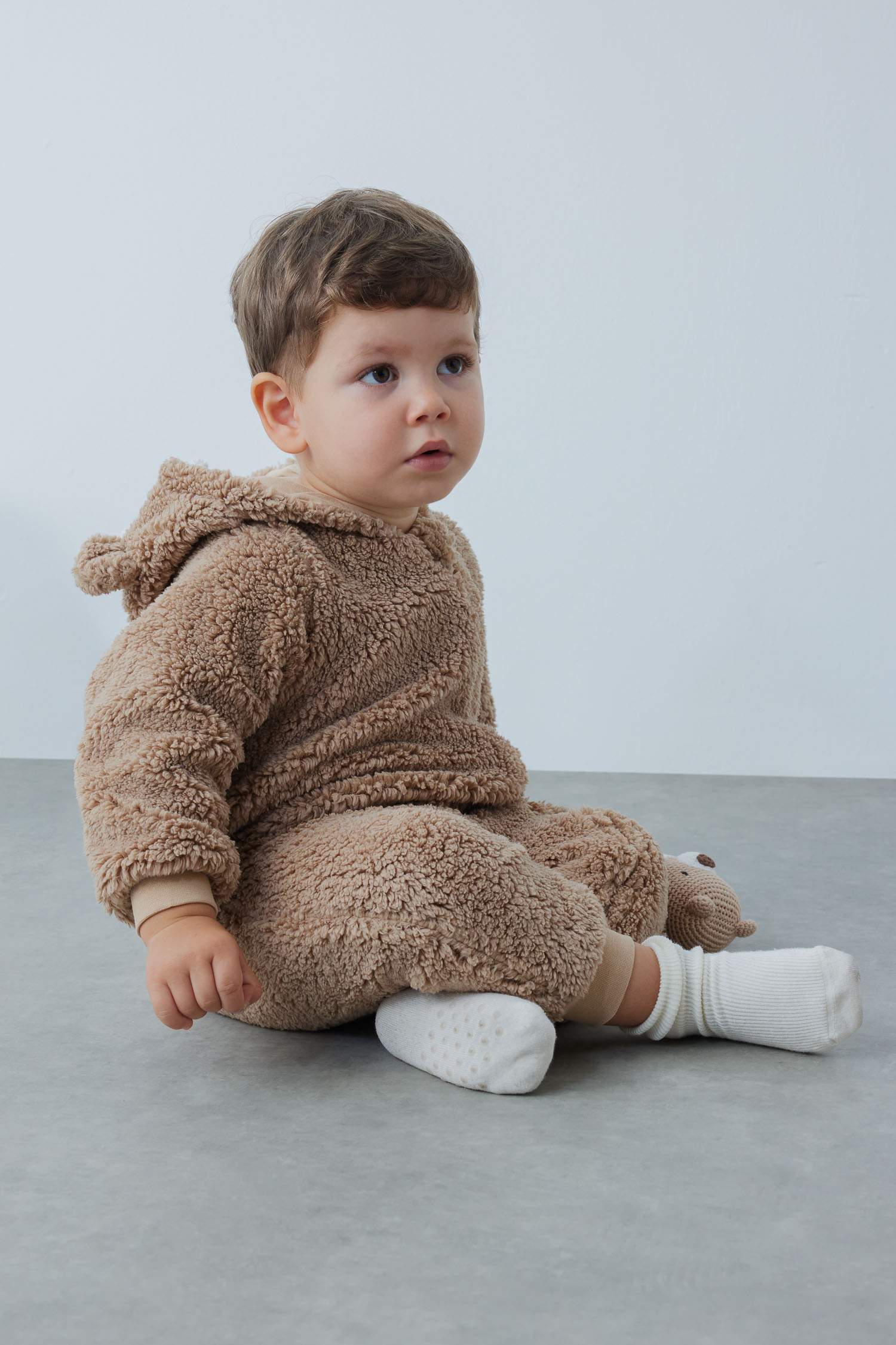 Плюшевый комбинезон для малышей мальчиков