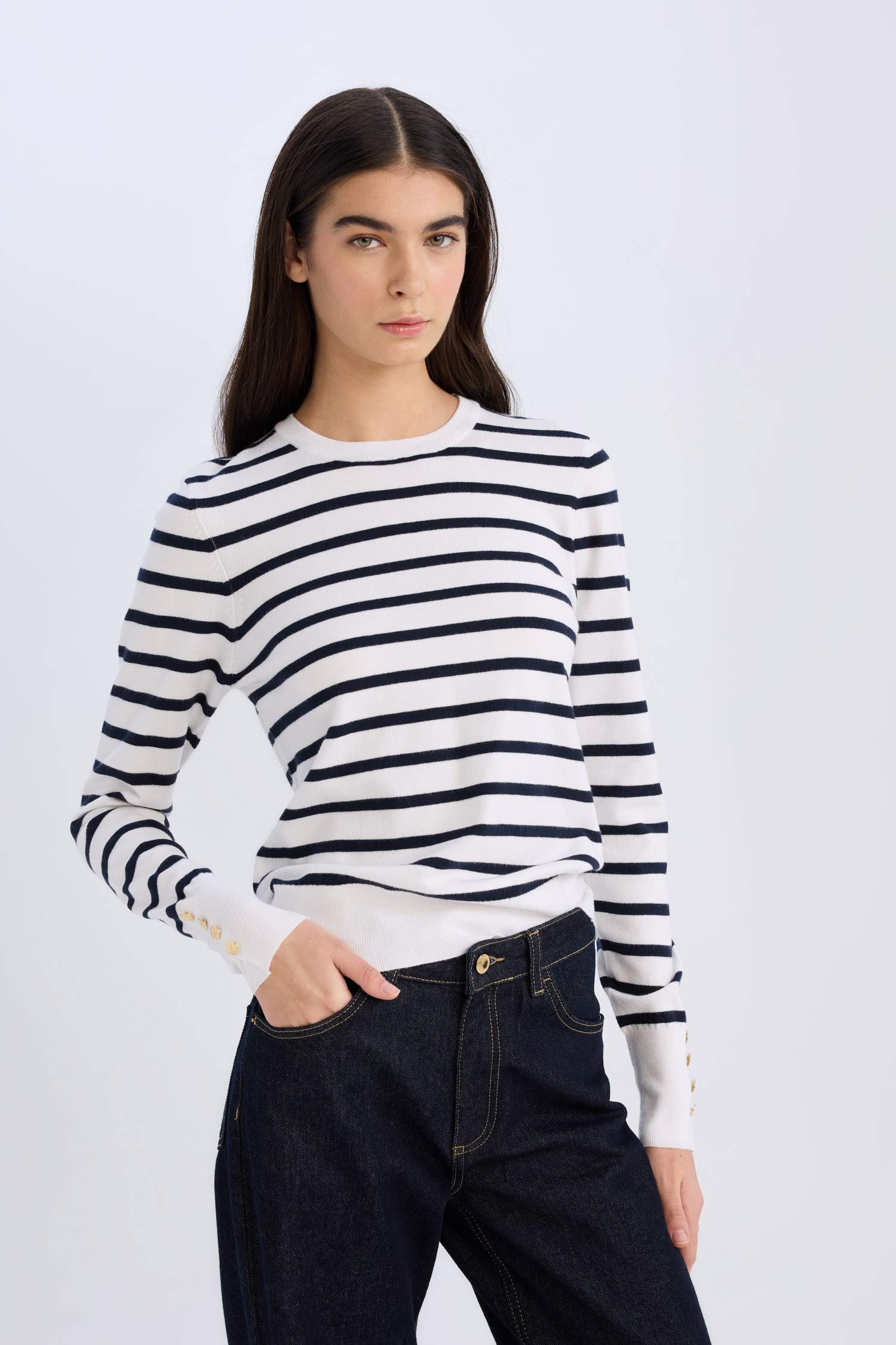 بلوز صوف قصة عادية بياخة مستديرة