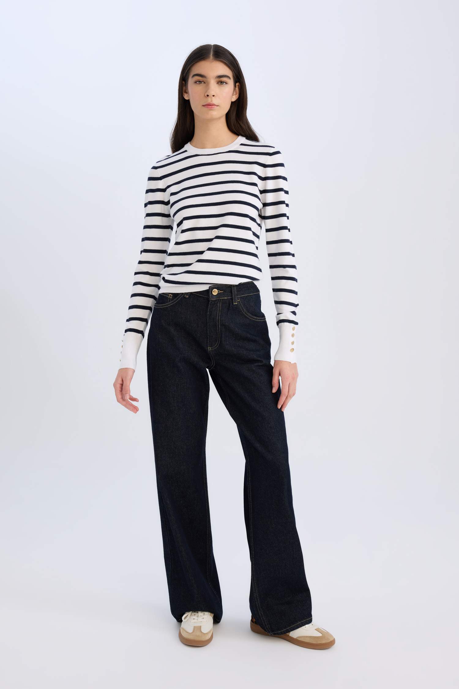 بلوز صوف قصة عادية بياخة مستديرة