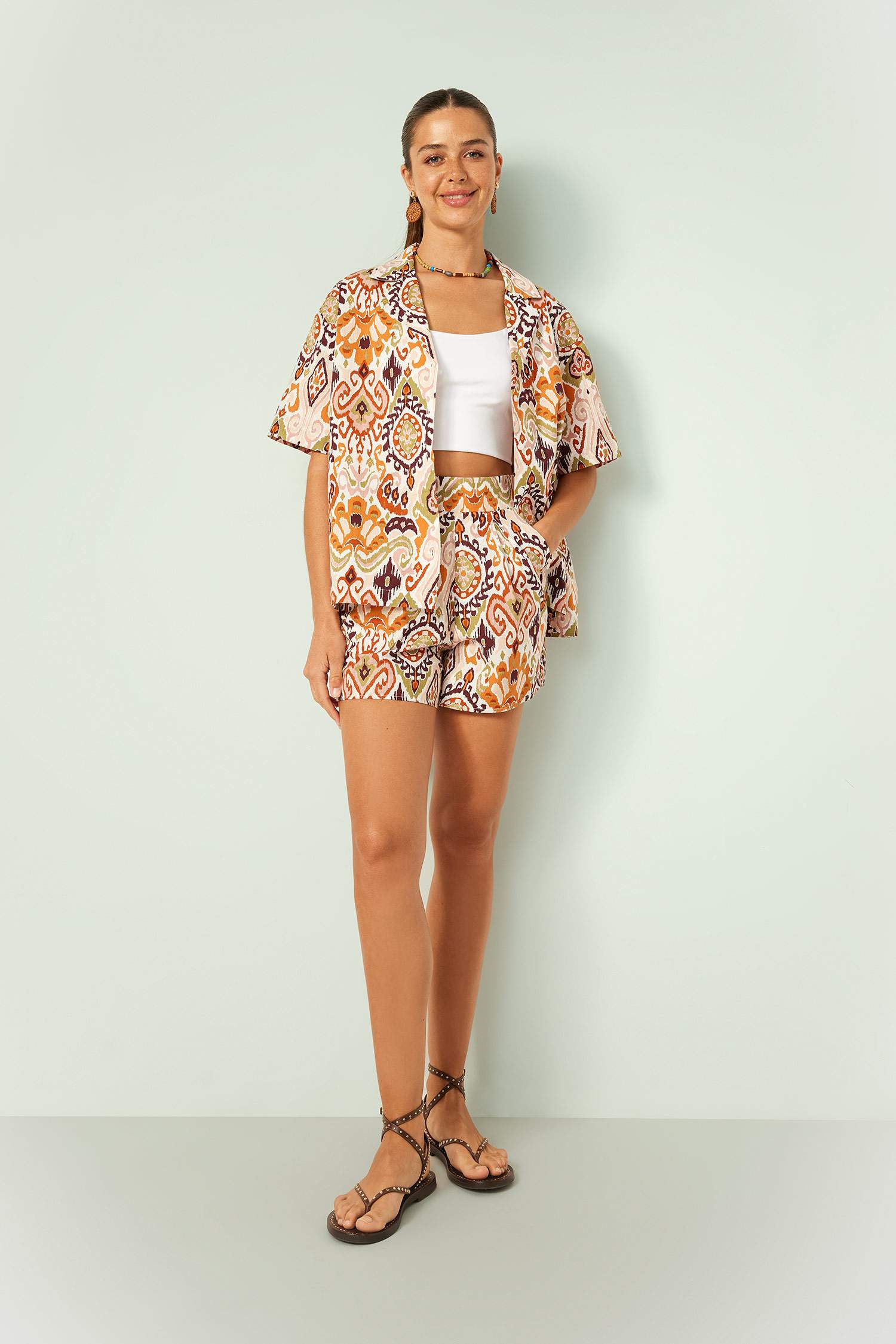 قميص بولو قطن قصة عادية