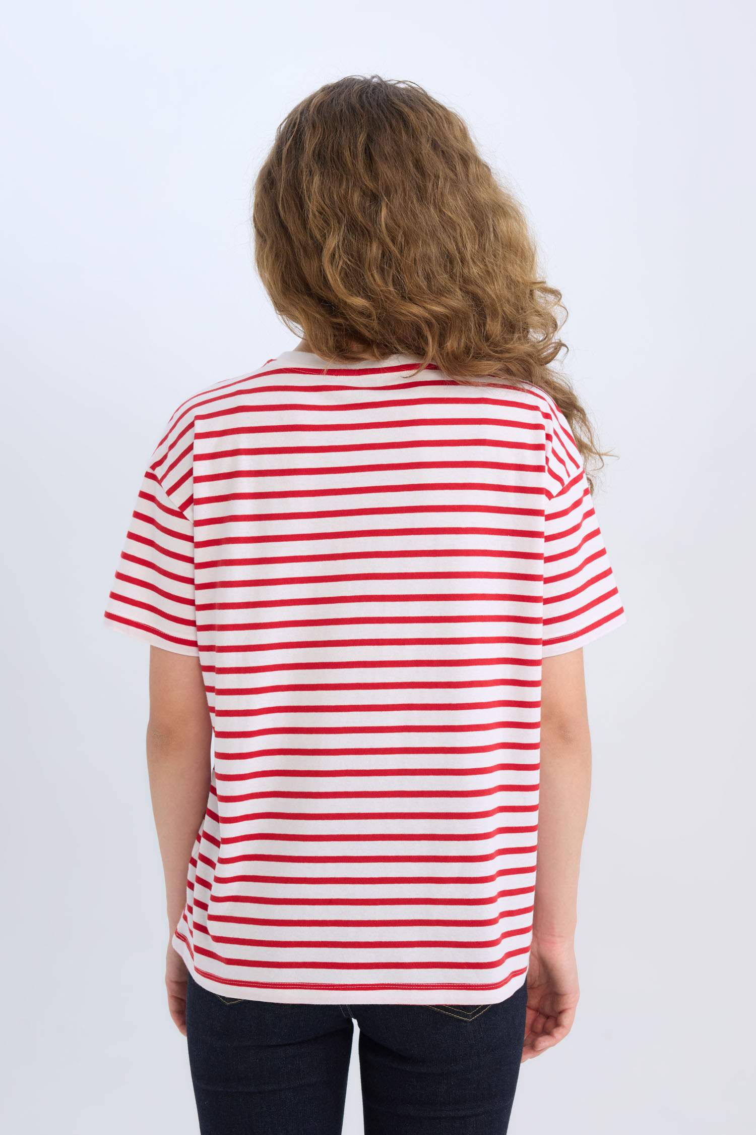 Oversize Fit Crew Neck Short Sleeve T-Shirt