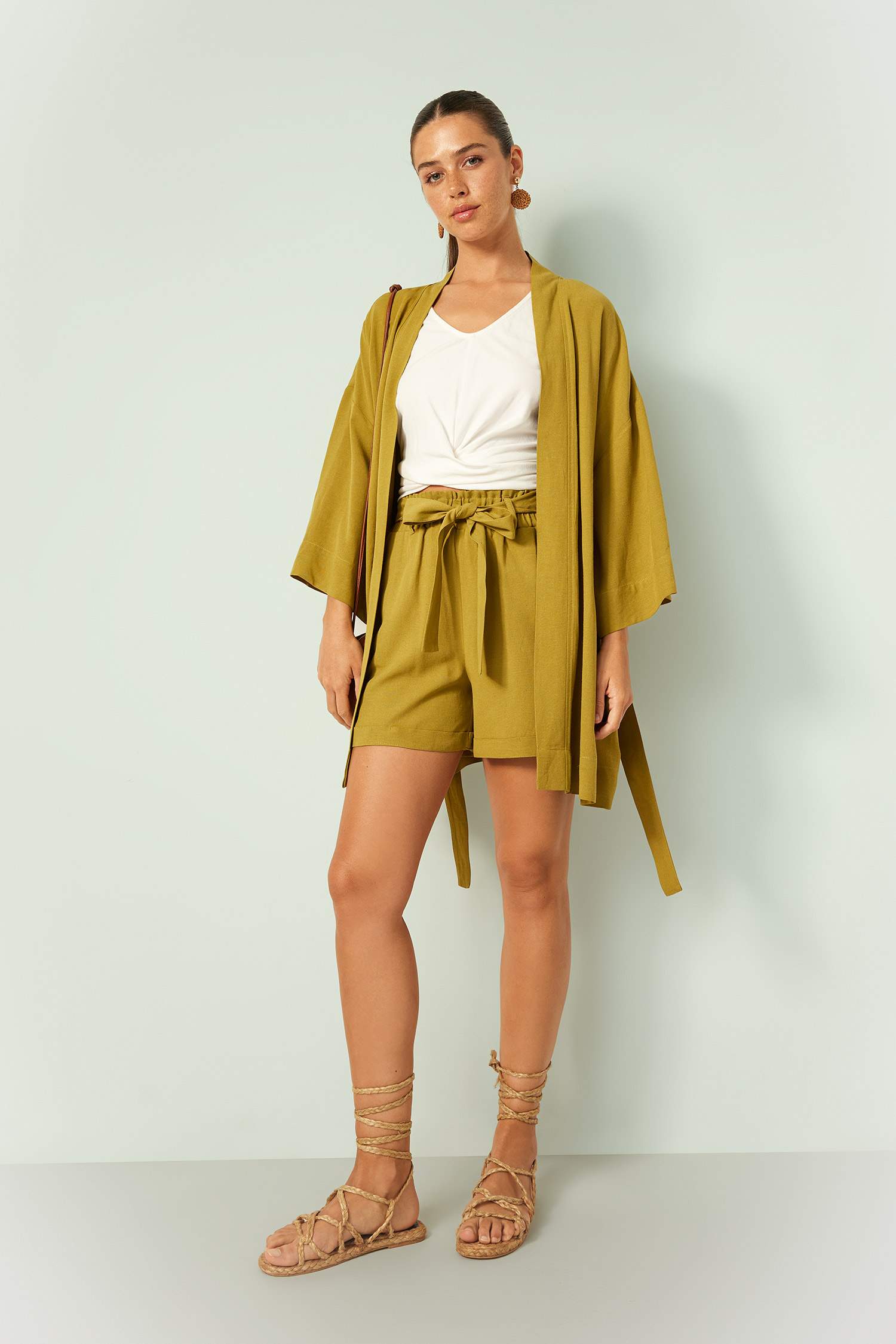 Short taille haute en lin mélangé