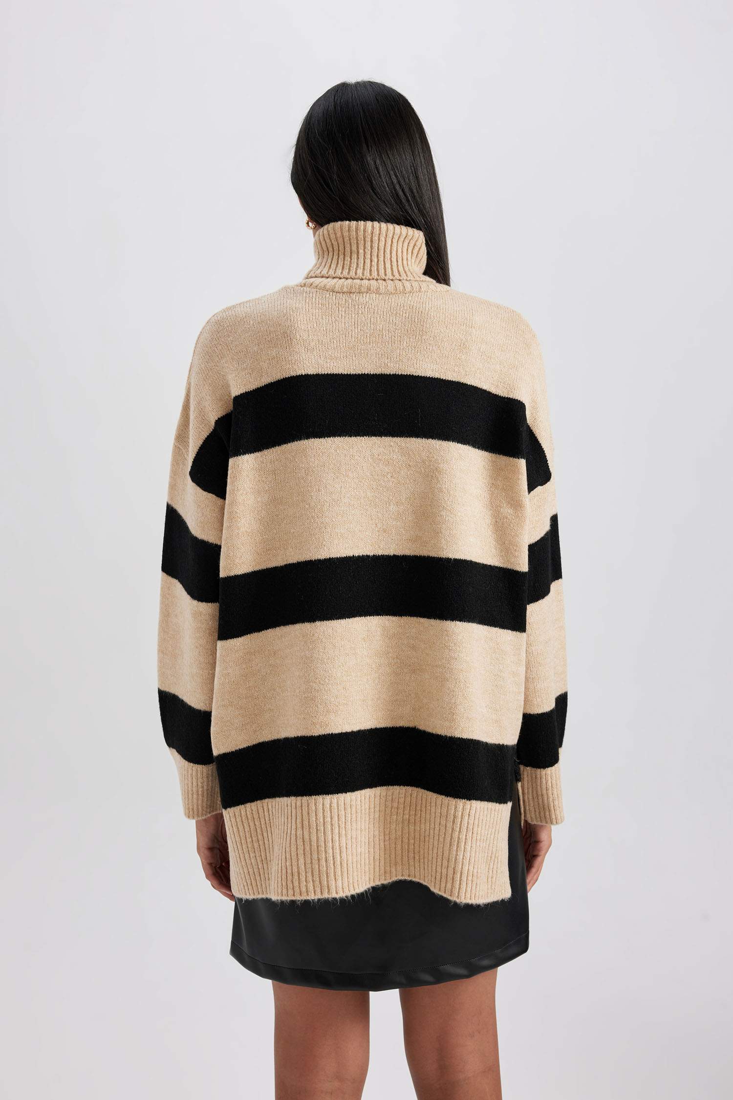 Relax Fit Balıkçı Yaka Çizgili Triko Kazak Tunik