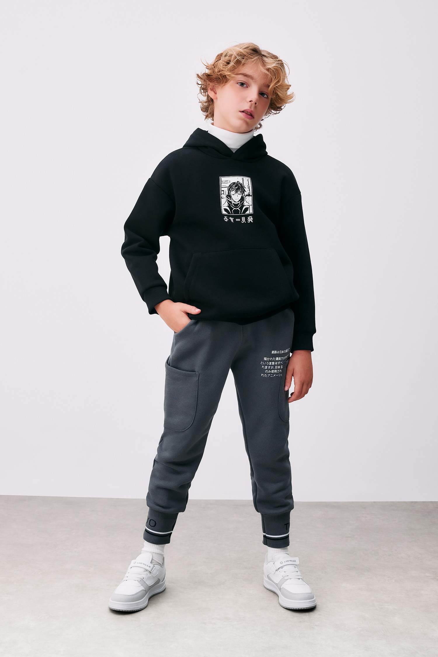 سويت شيرت اولادي اوفر سايز تقيل بجيب