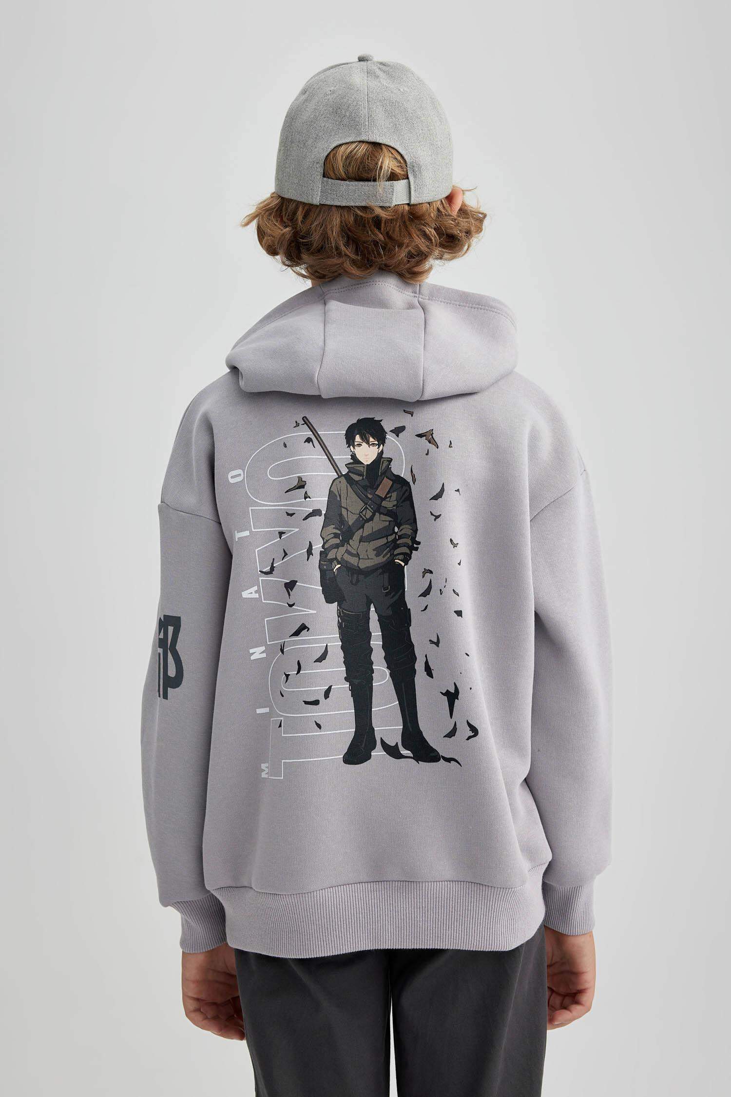 سويت شيرت ولادي اوفر سايز قماش سميك بجيب