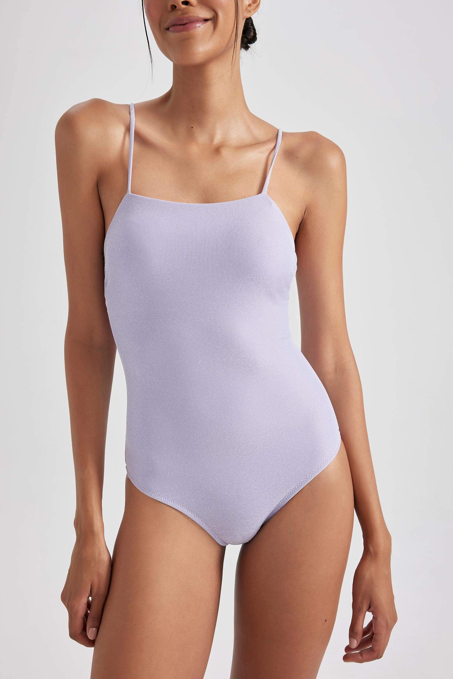 مايوه قصة عادية من Fall In Love