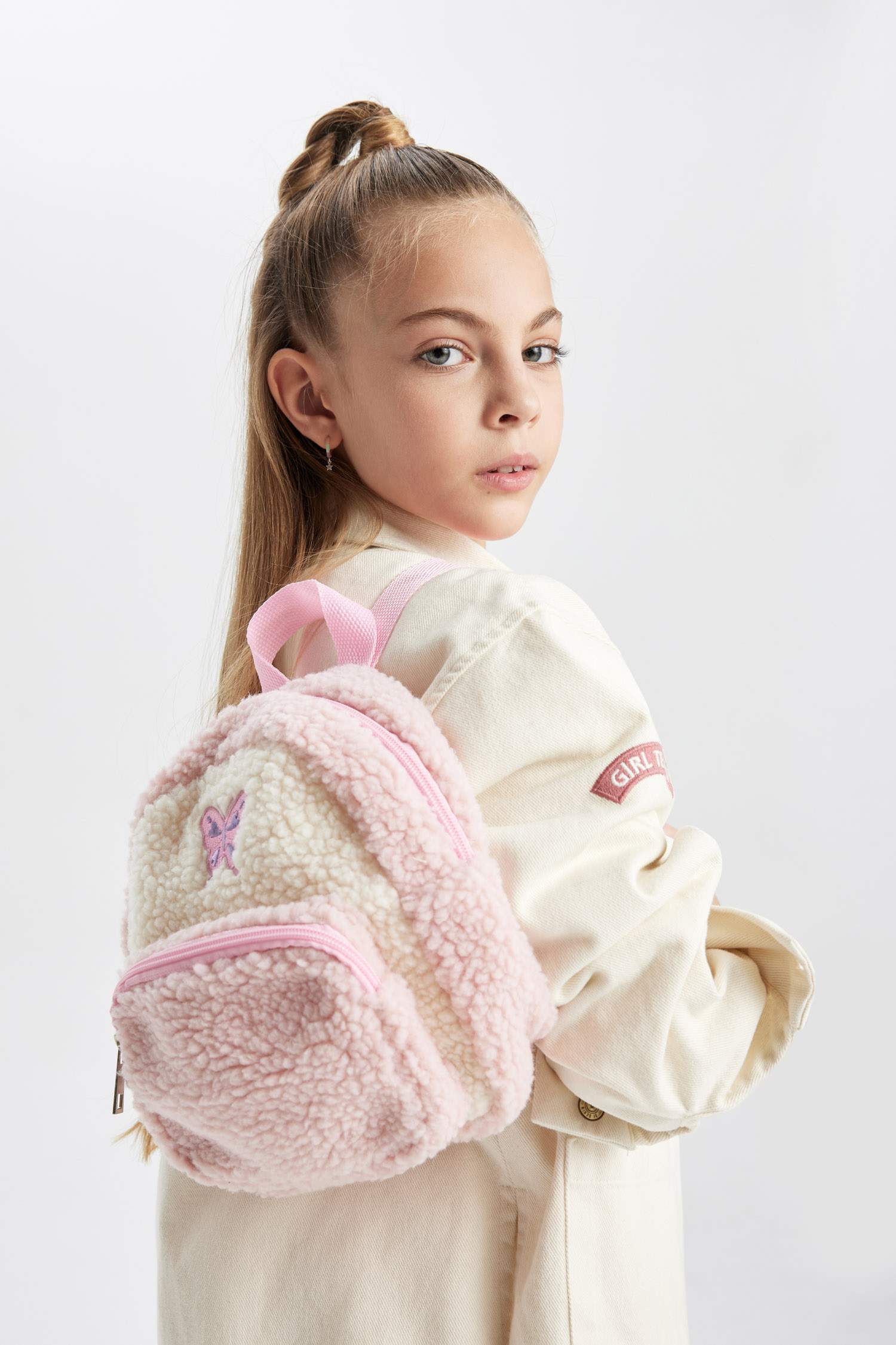 Kız Çocuk Pelüş Sırt Çantası