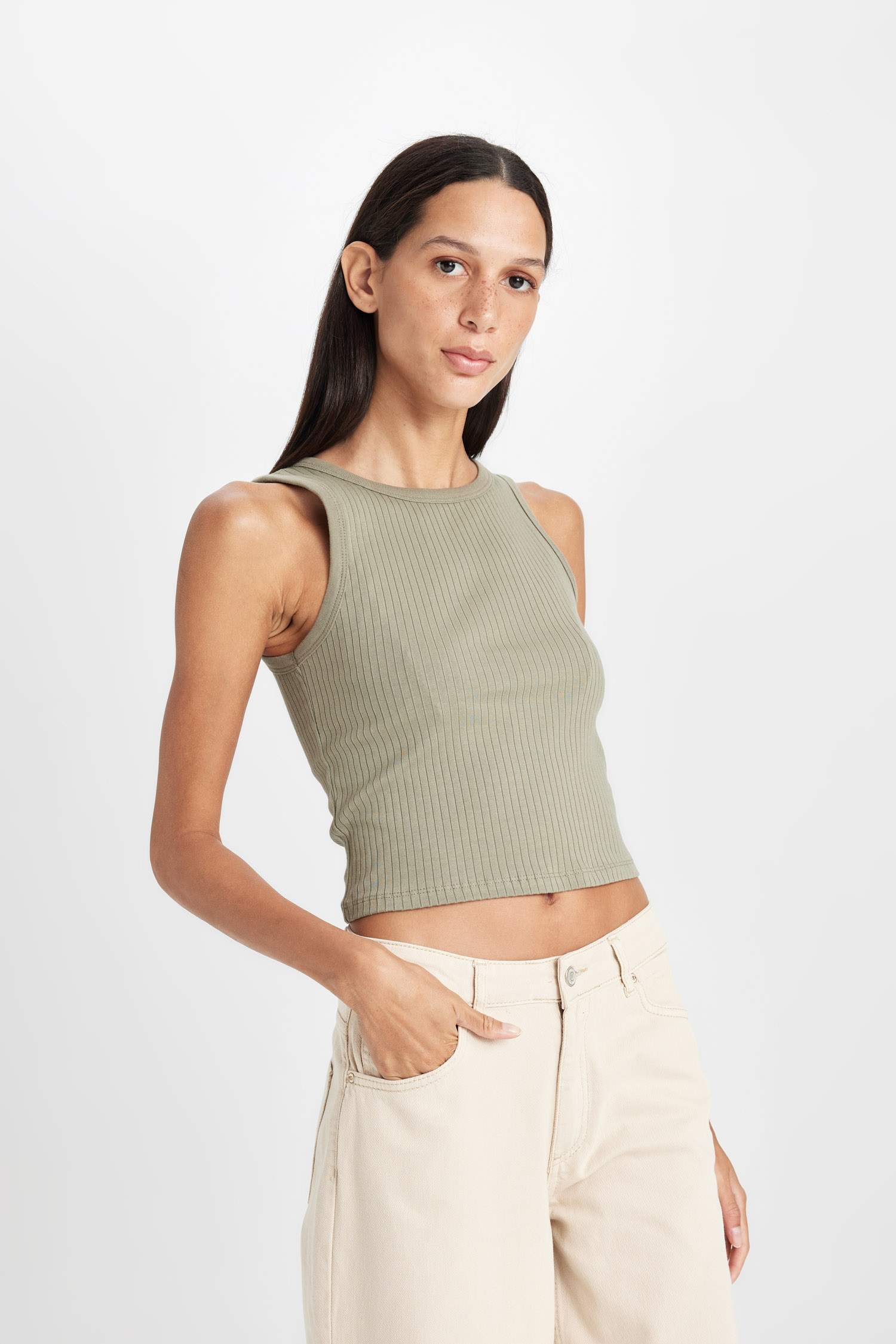 Slim Fit Dar Kesim Halter Yaka Basic Düz Fitilli Kaşkorse Atlet