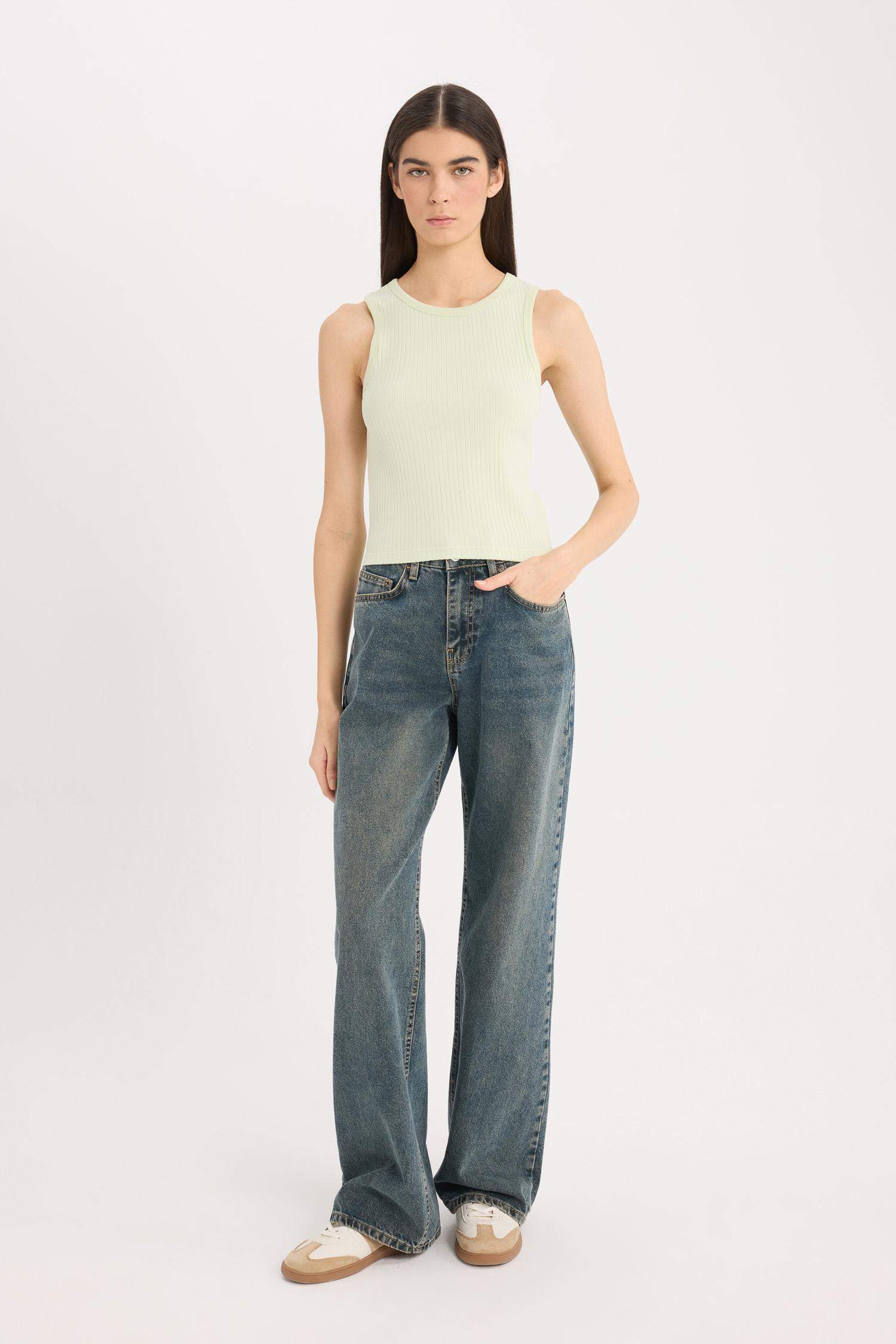 Slim Fit Halter Neck Basic Ribbed Camisole Tank Top