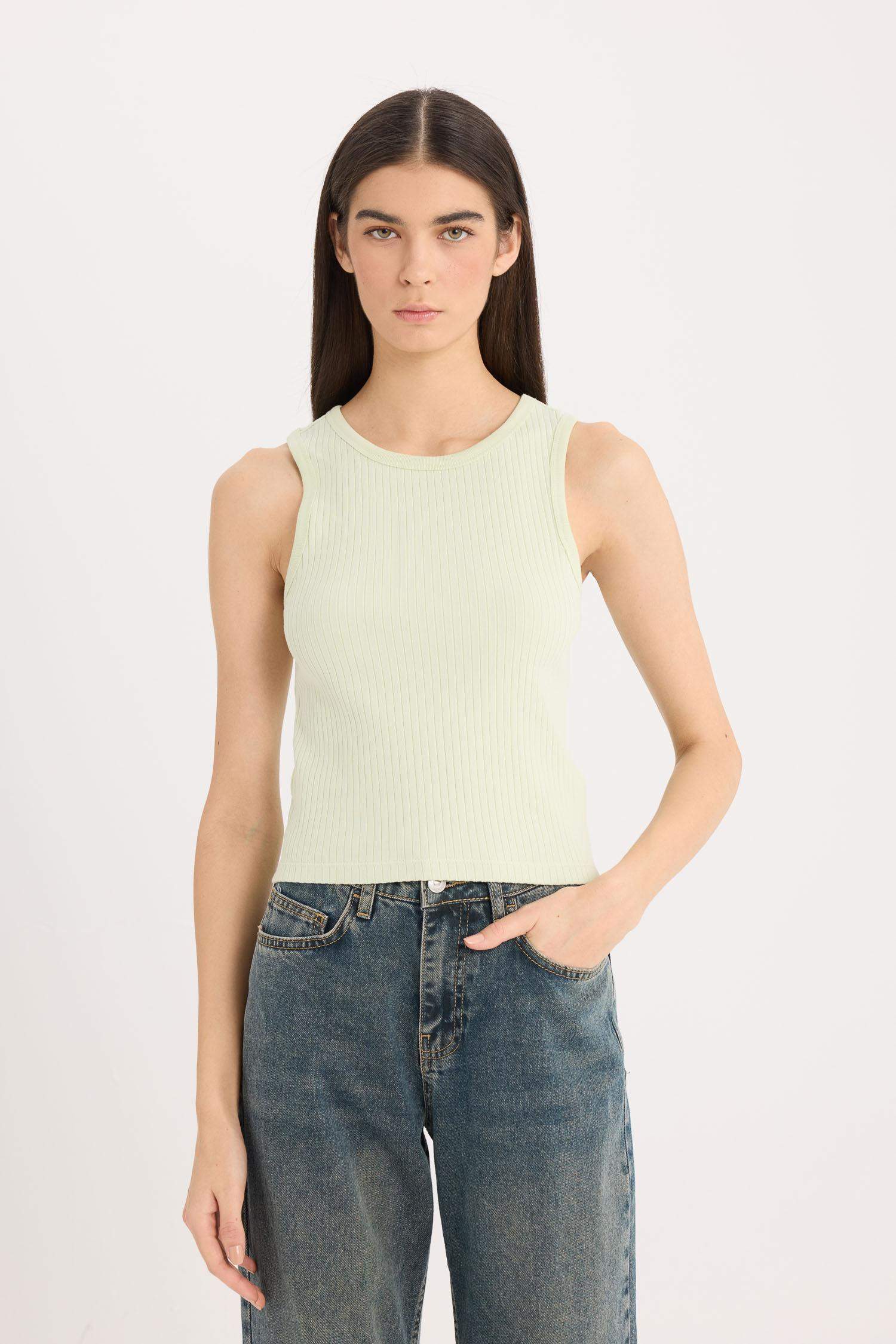 Slim Fit Halter Neck Basic Ribbed Camisole Tank Top