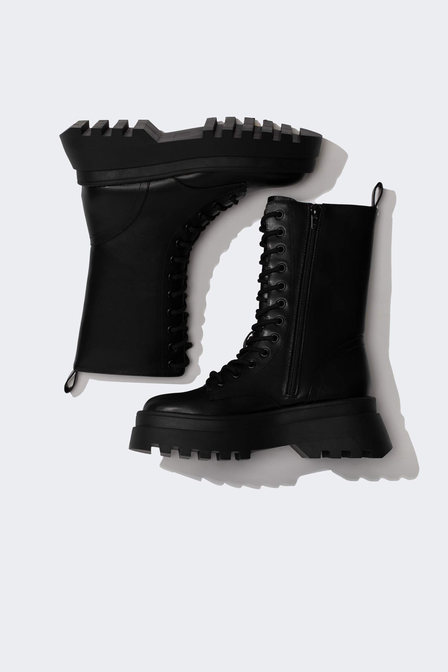 Bottes en Faux Cuir à Semelle Épaisse pour Femme
