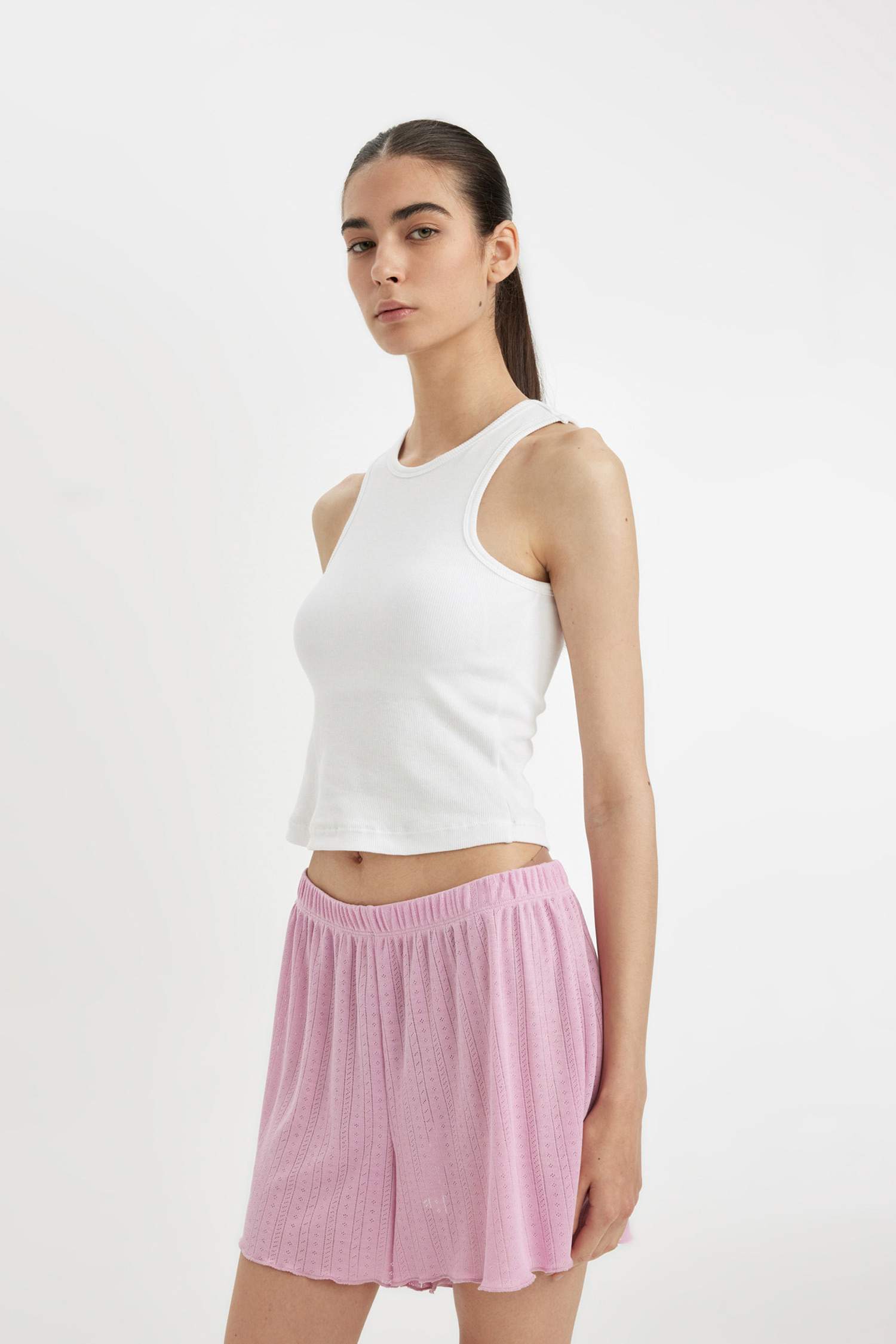 تانك توب مضلع قصة عادية من Fall in Love