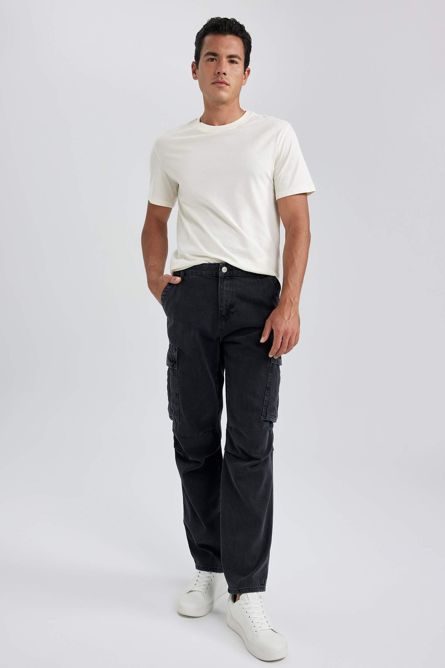 Джинсы Relax Fit свободного кроя