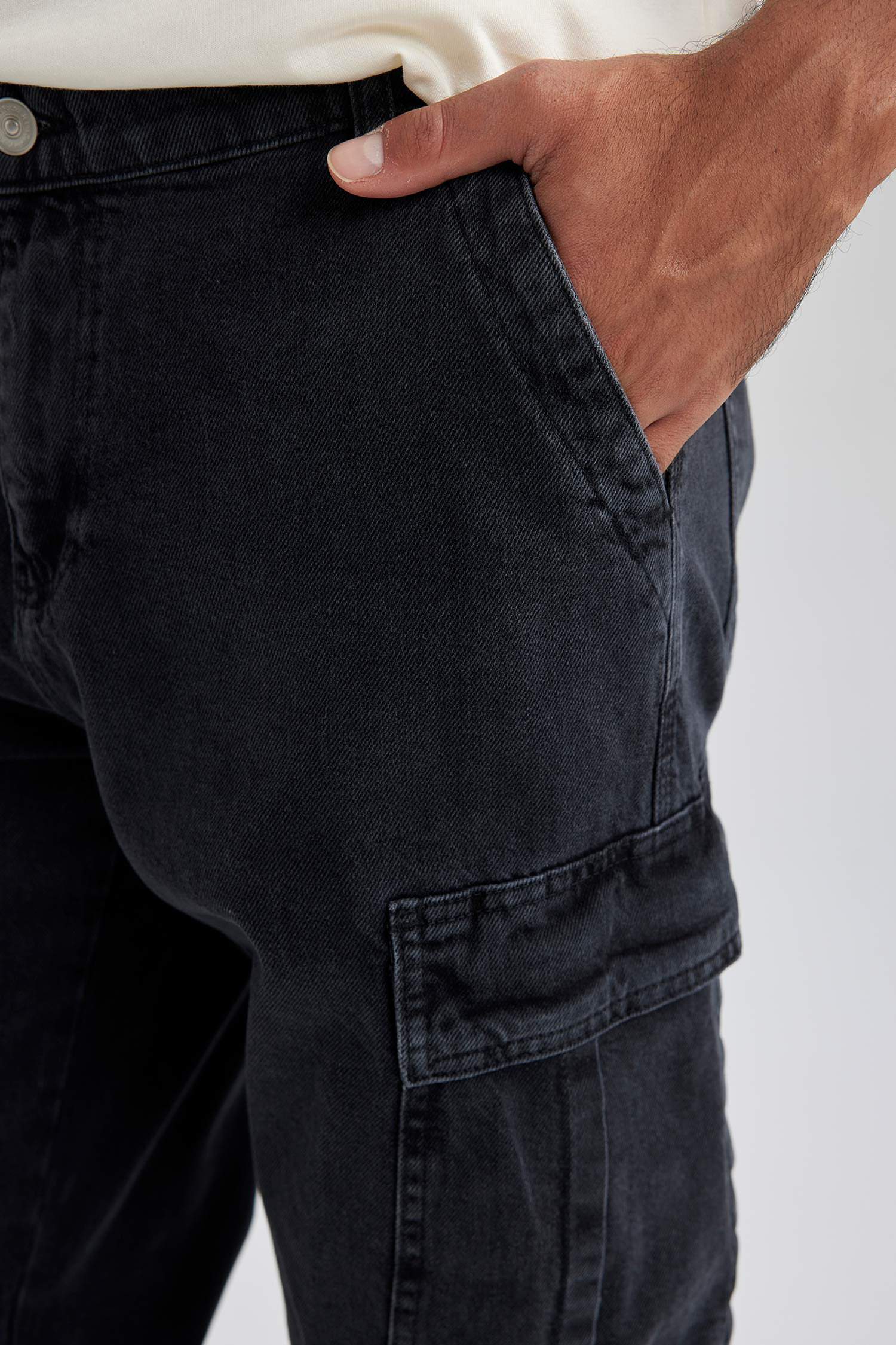 Джинсы Relax Fit свободного кроя