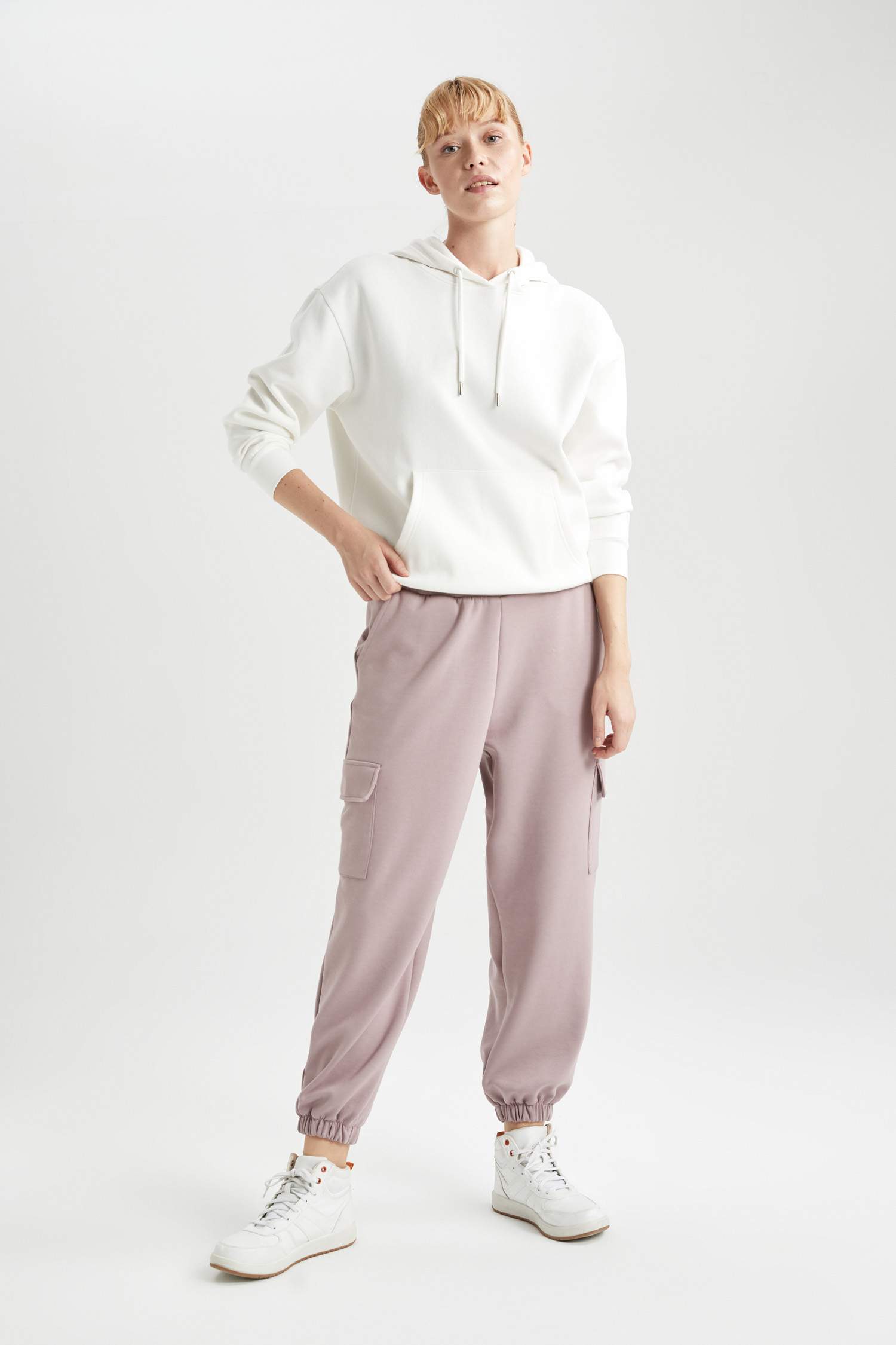 DeFactoFit Standard Fit Pocketed Long Sweatpants