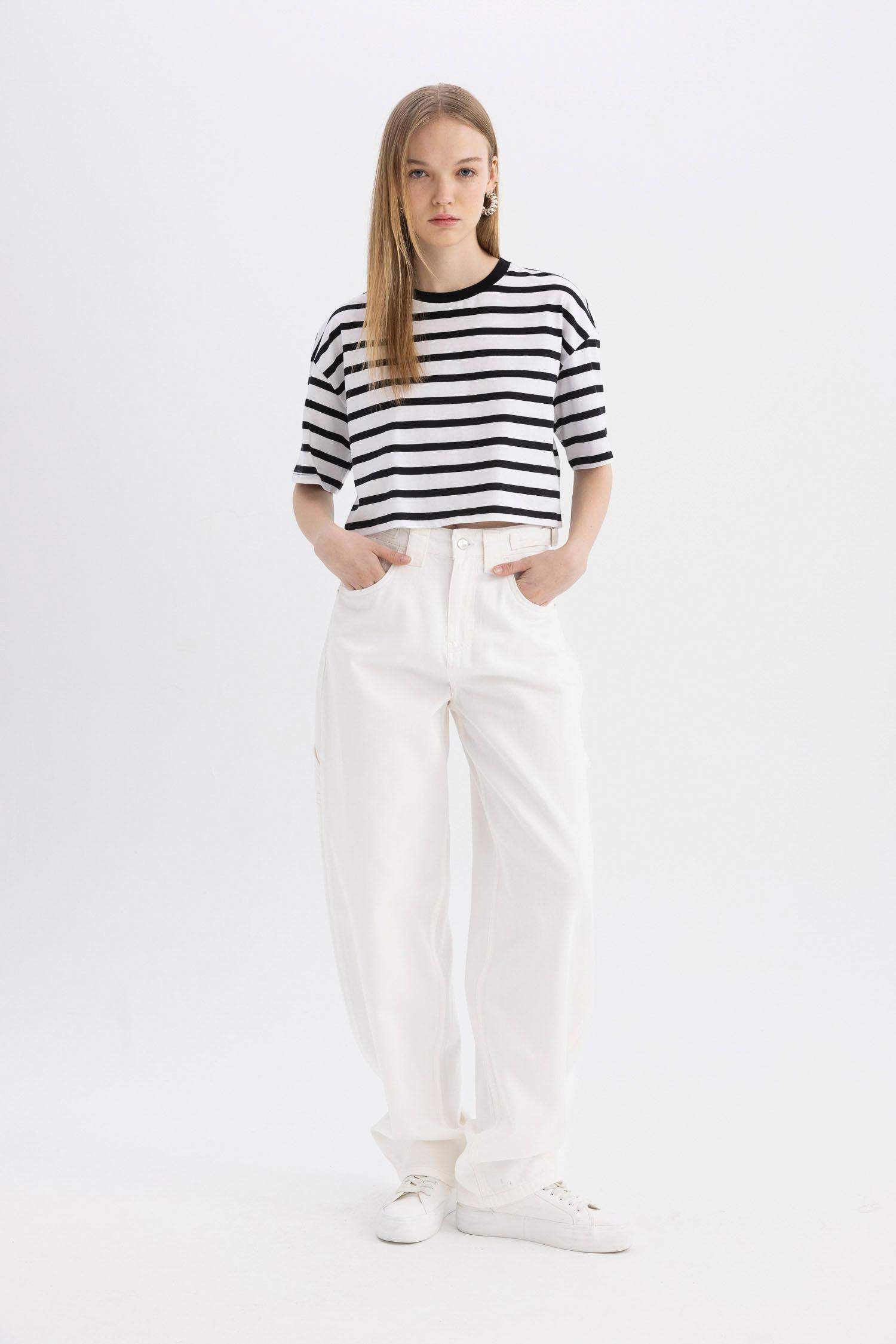 Fitted Striped Short Sleeve T-Shirt