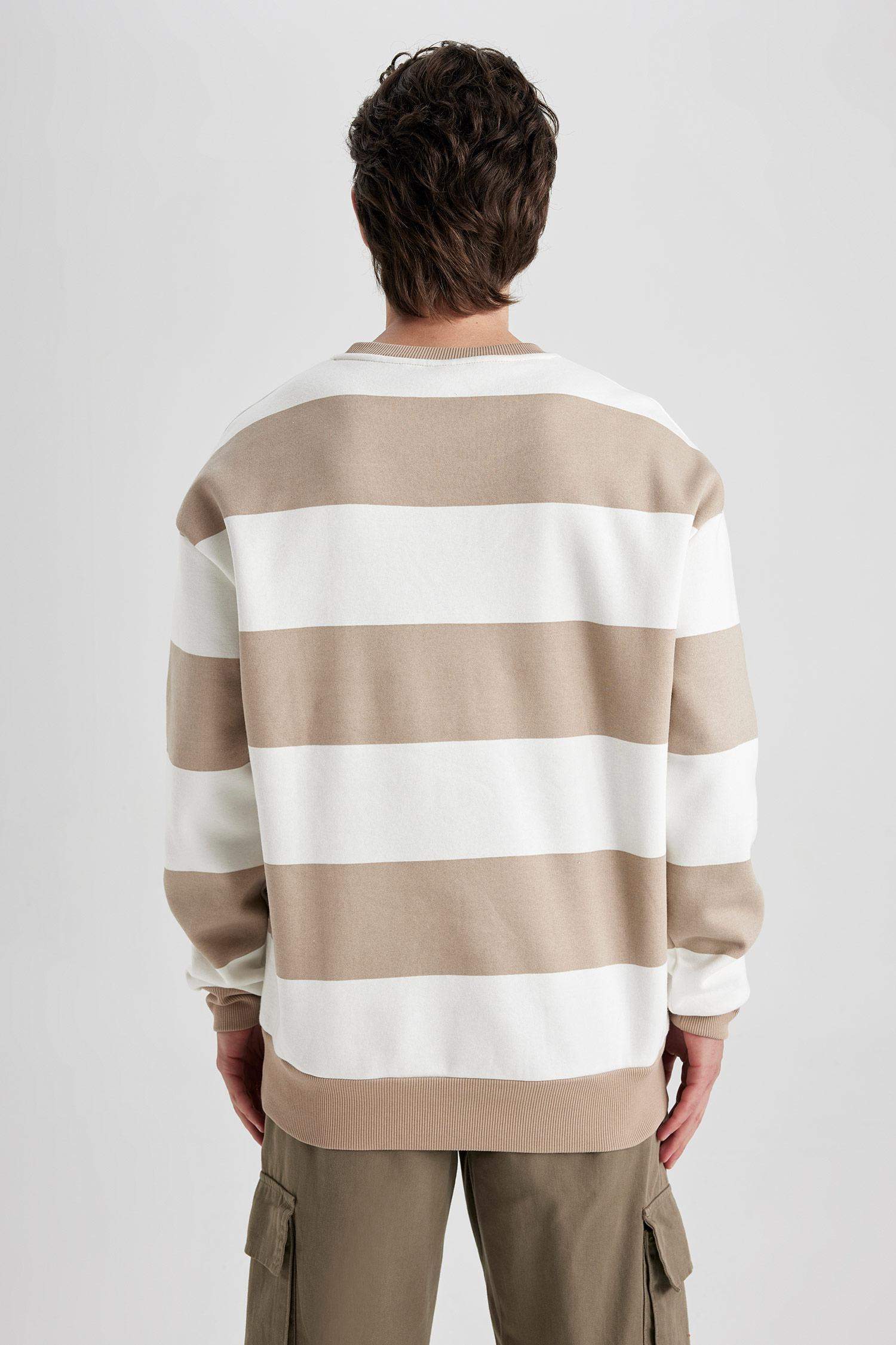 سويت شيرت أوفر سايز بياخة مستديرة