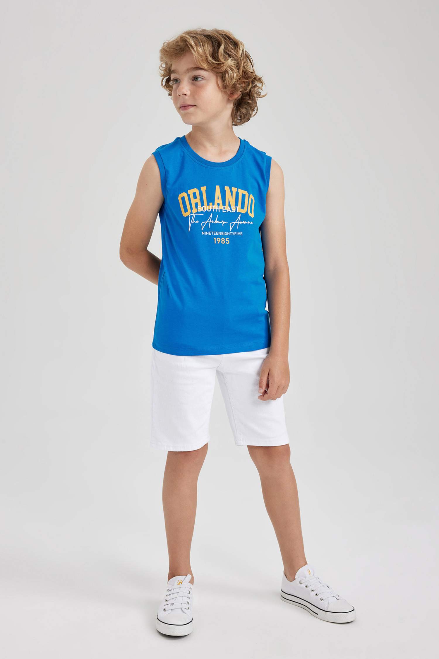Boy Crew Neck Printed Sleeveless T-Shirt
