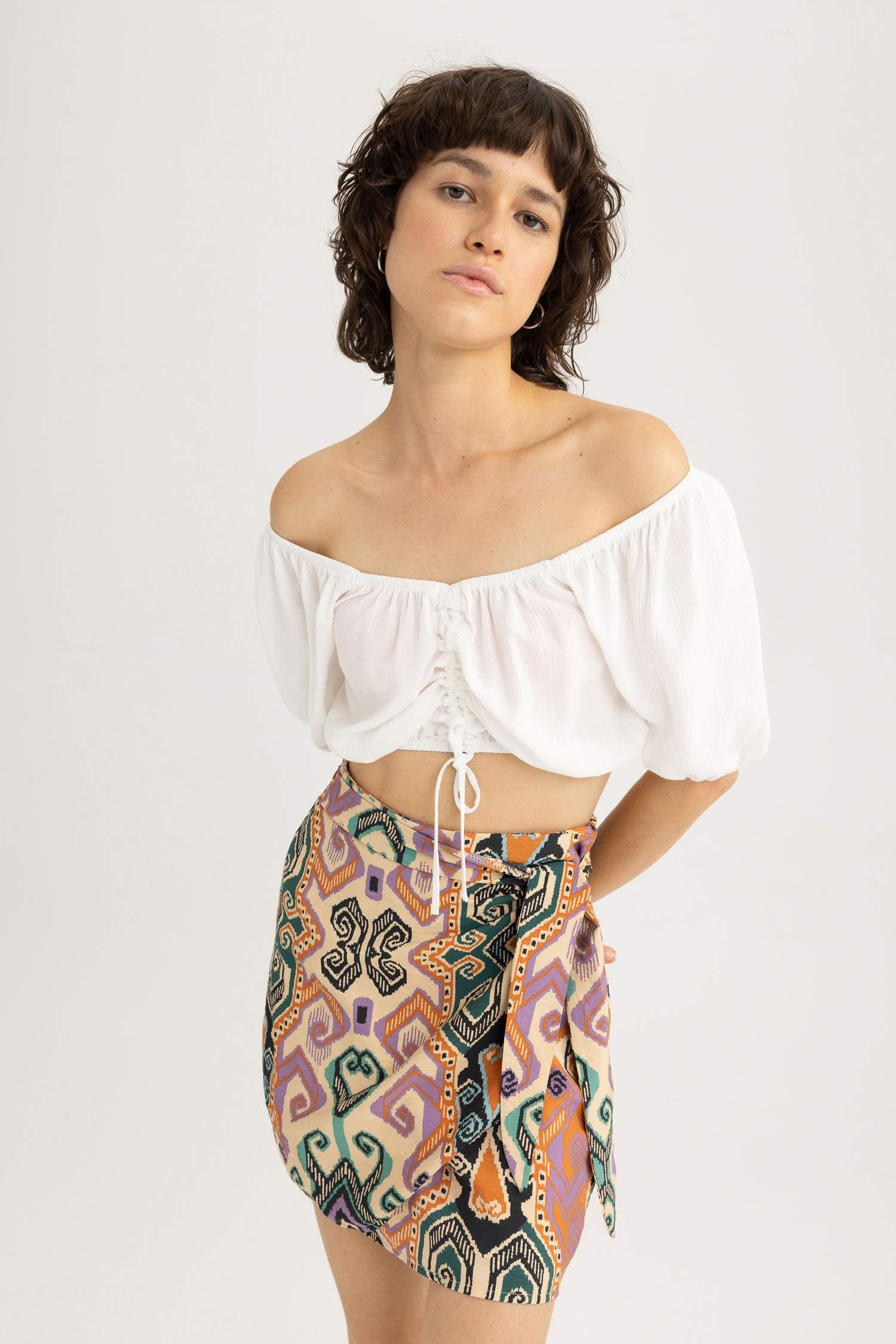 Slim Fit V-Neck Short Sleeve Blouse