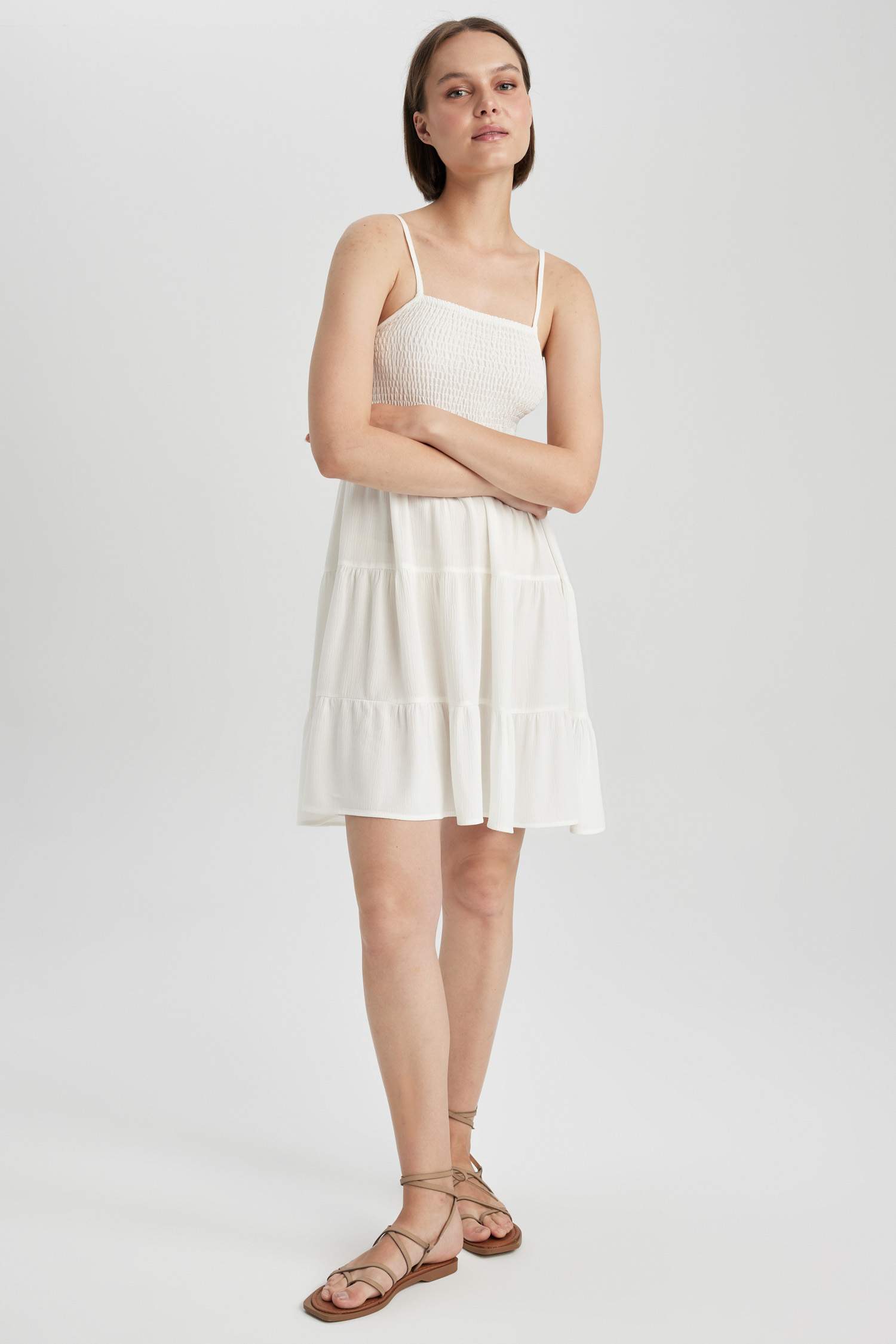 فستان قصير فيسكوز قصة A بحمالات