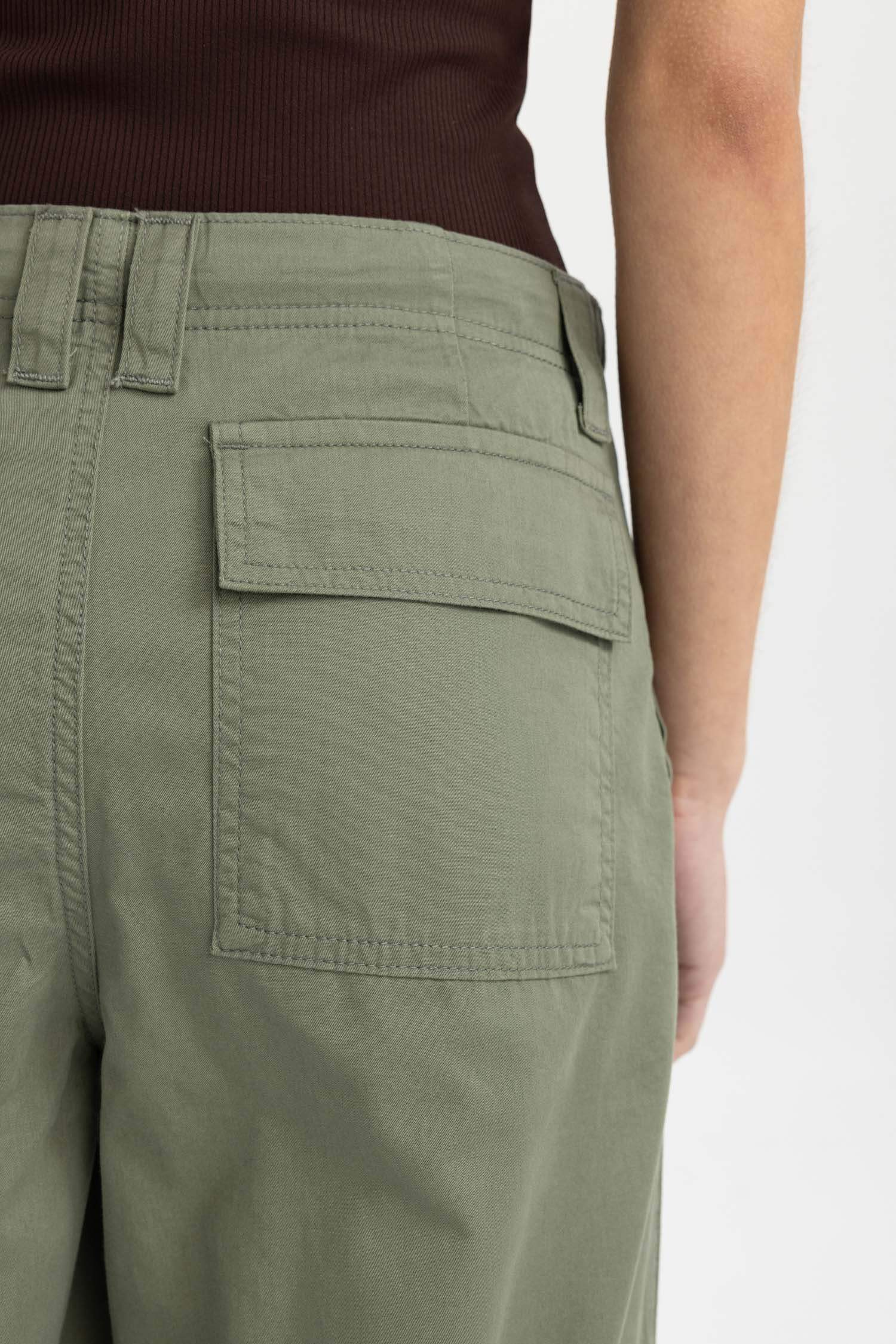 Брюки прямого кроя карго с высокой талией