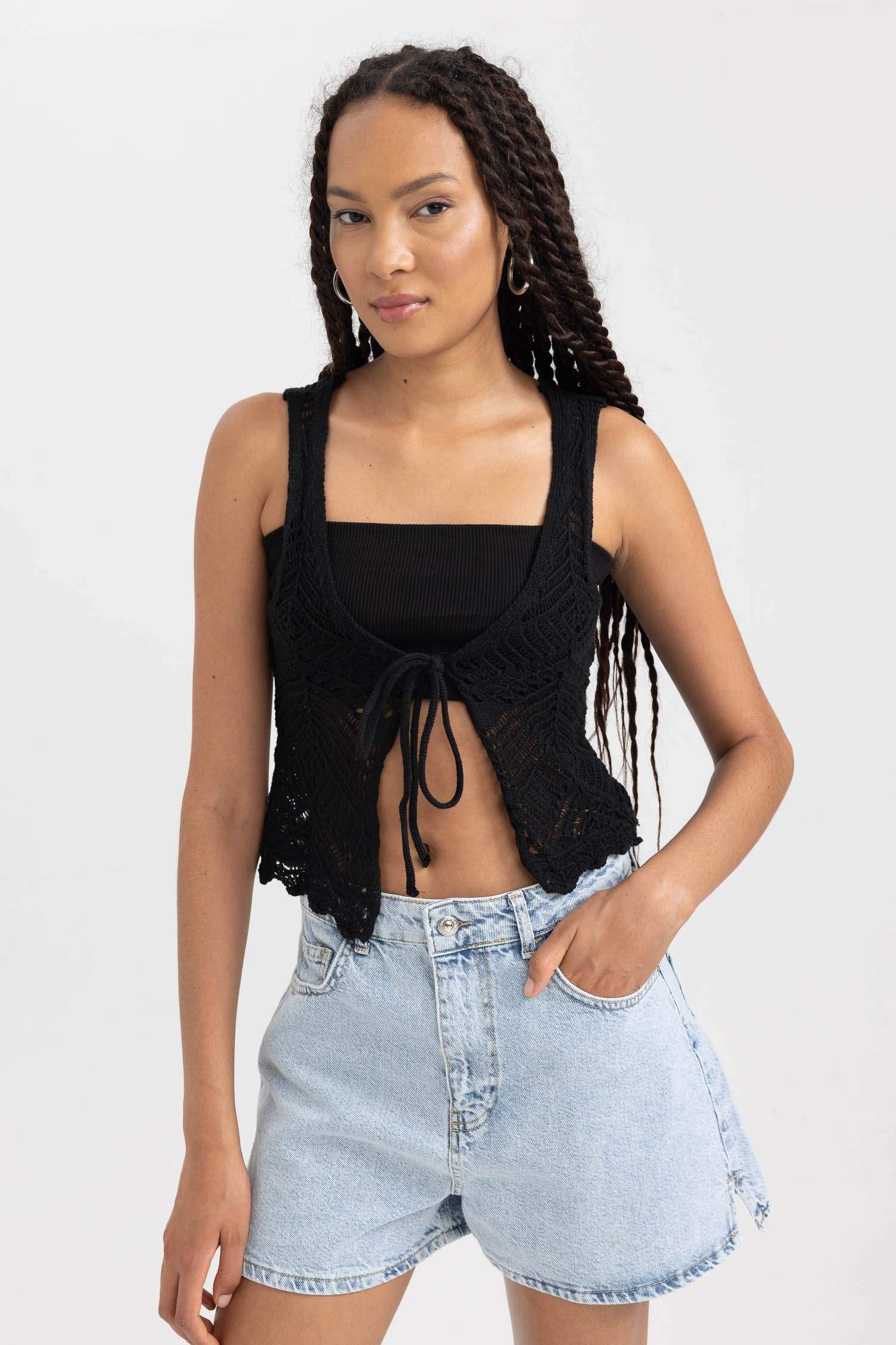 Regular Fit Basic Düz Bağlama Detaylı Kroşe Atlet