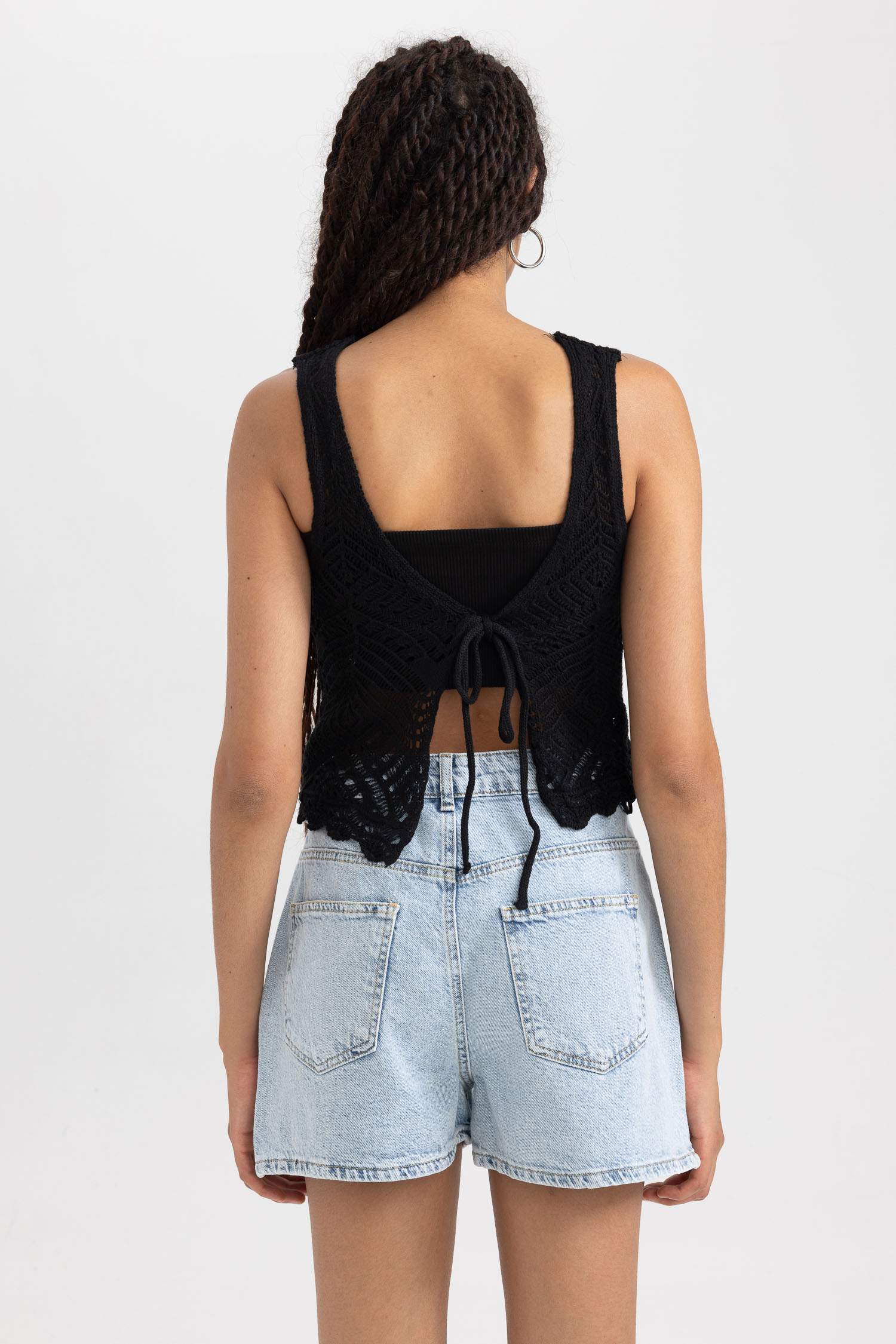 Regular Fit Basic Düz Bağlama Detaylı Kroşe Atlet