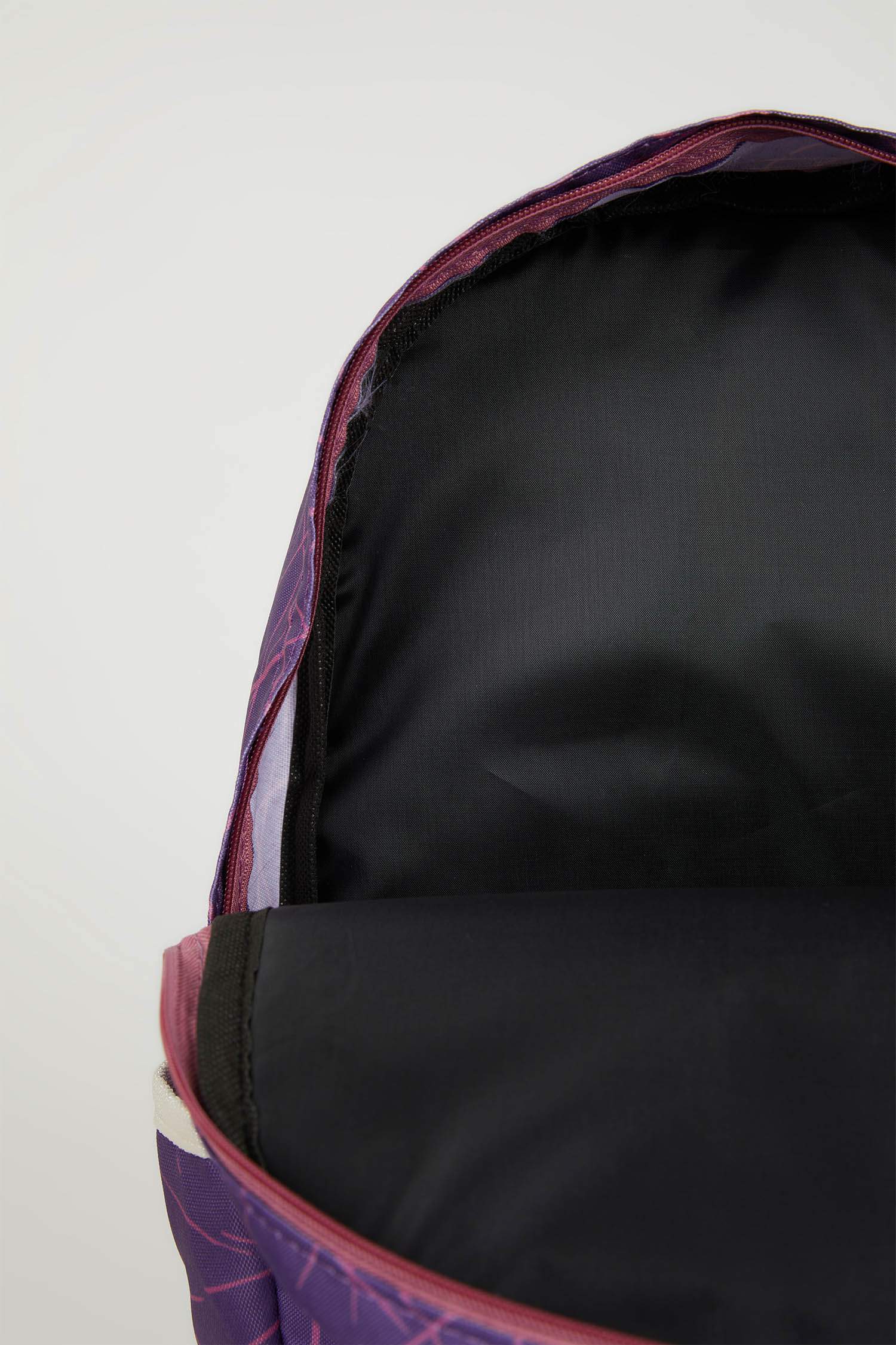 Қыздарға арқақоржын