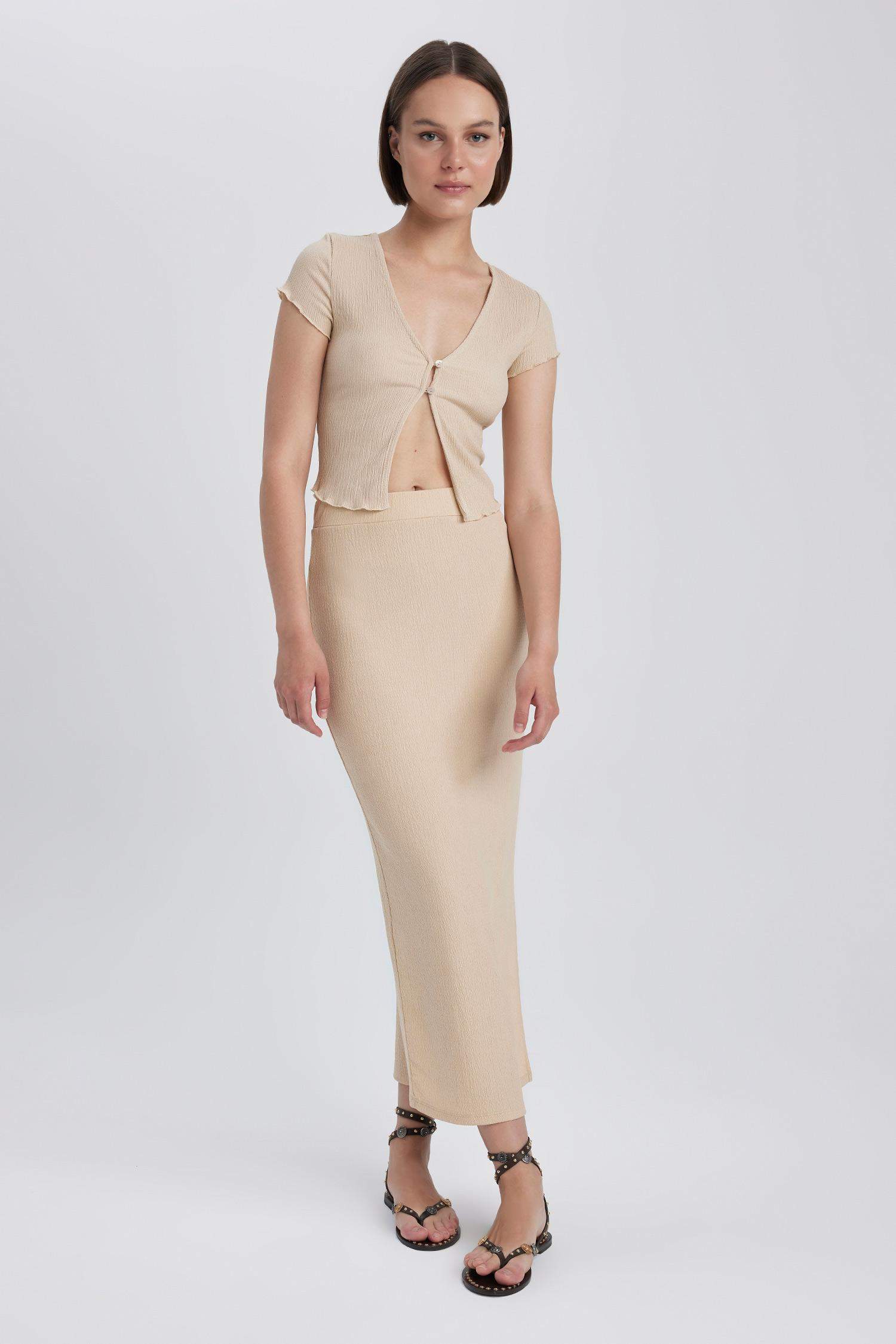 v жаға кресс матасы Қысқа жеңді футболка