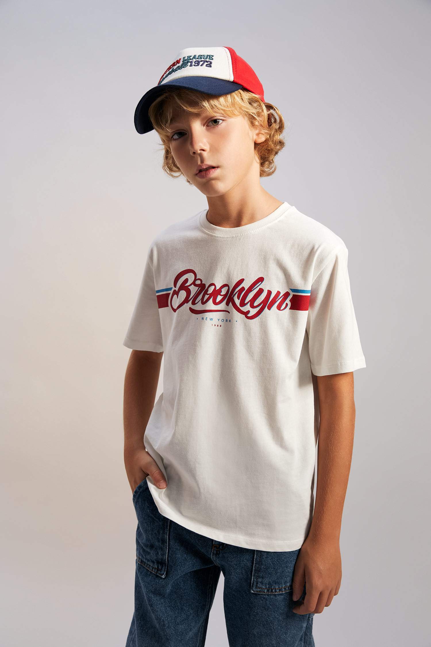 Футболка с принтом с круглым вырезом для мальчиков, Школьная коллекция