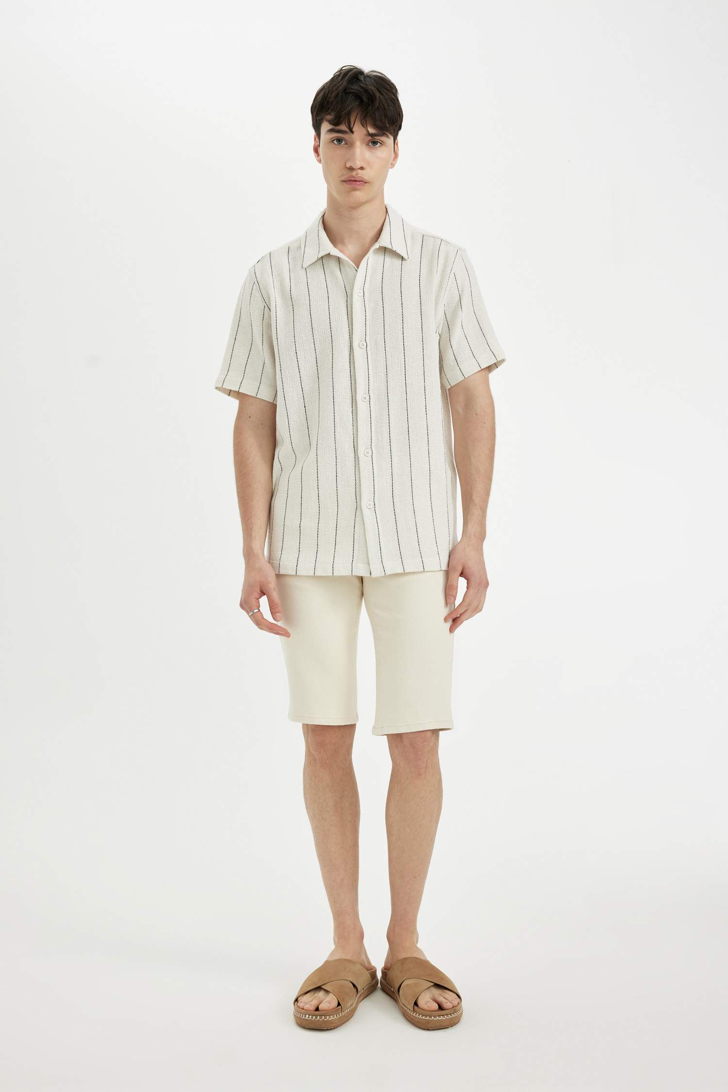 Regular Fit Yazlık Çizgili Pamuklu Kısa Kollu Gömlek