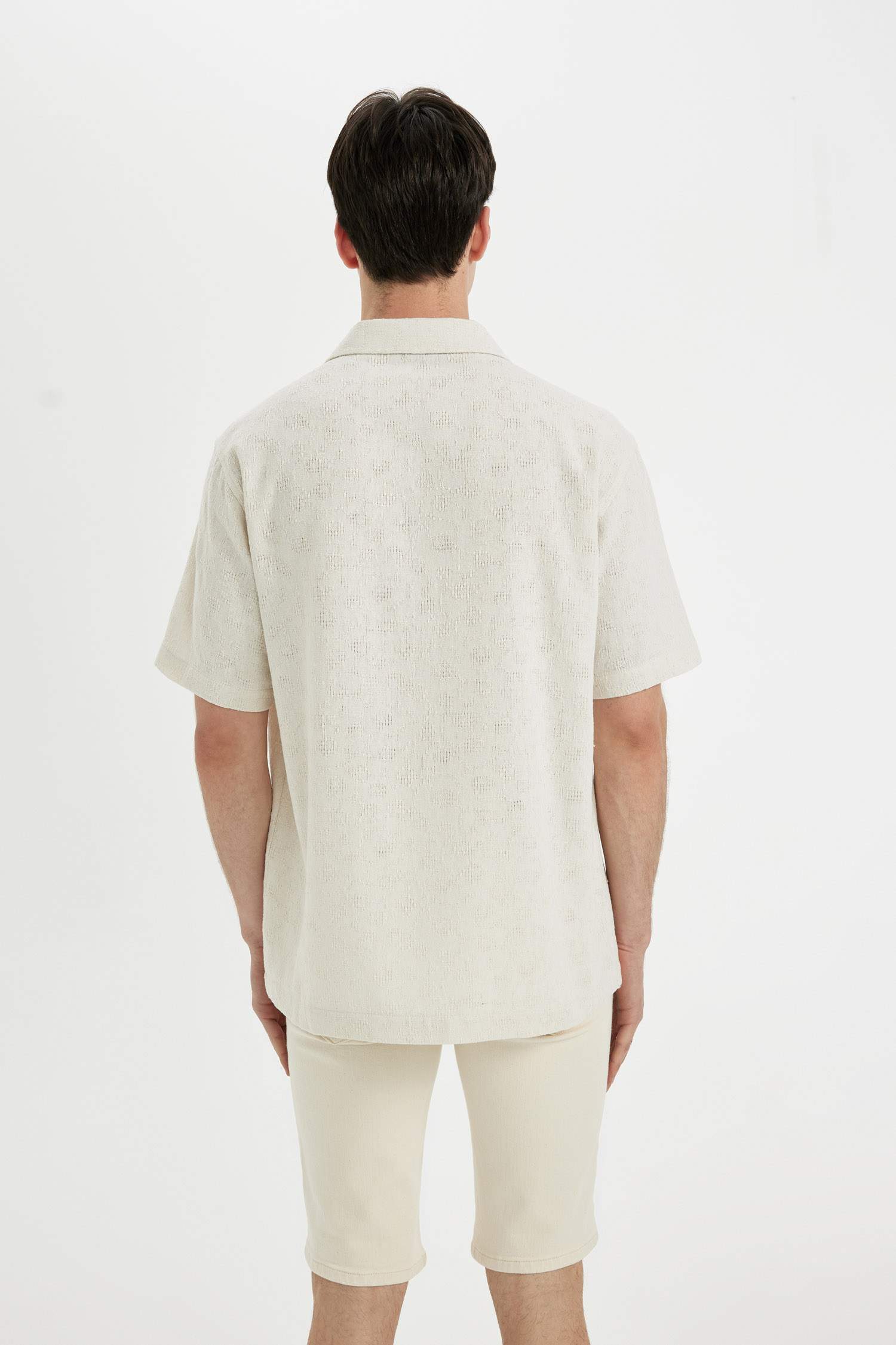 Regular Fit Resort Collar Short Sleeve Shirt