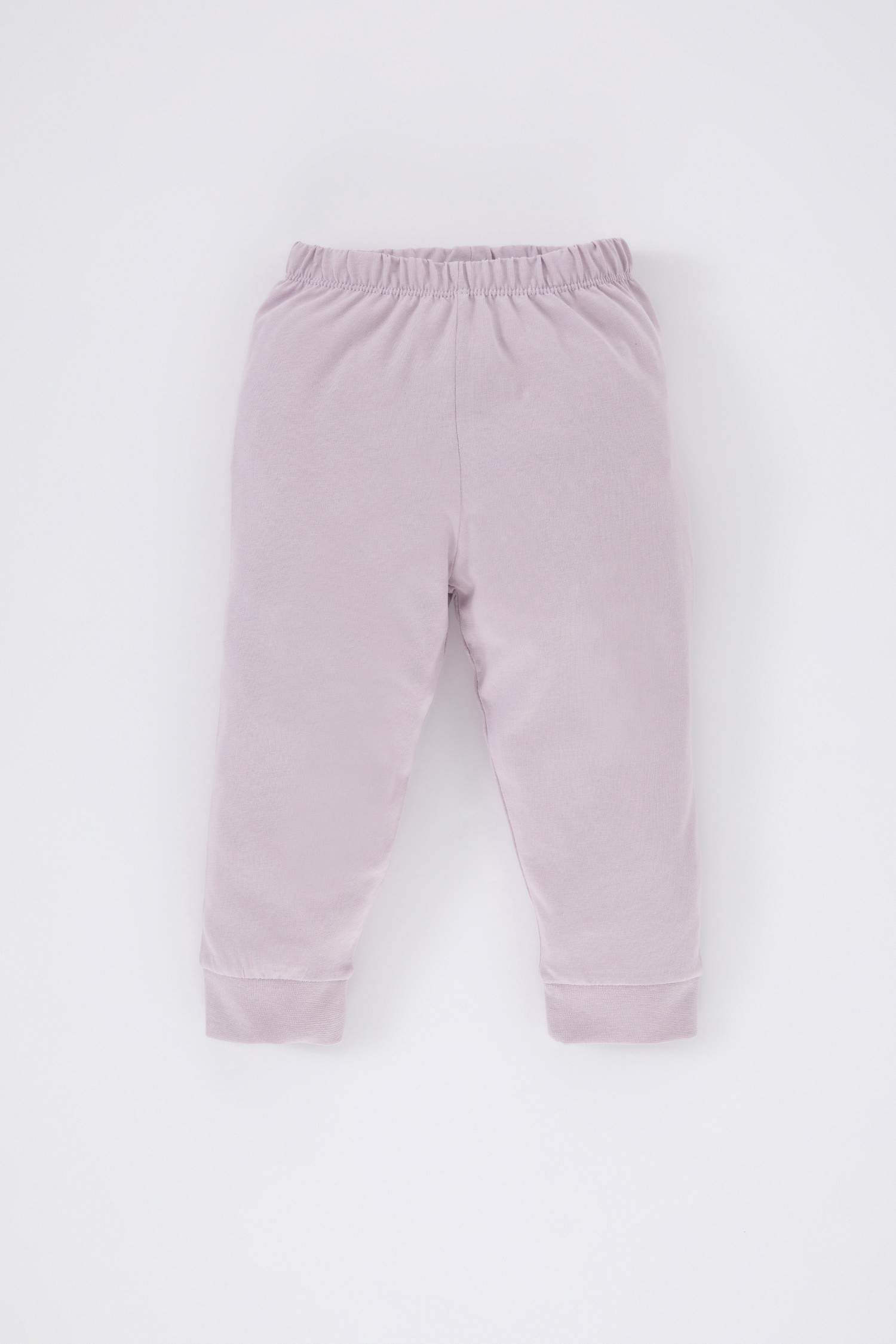 سيت بيجاما بناتي بطبعة شعار ممشط - 4 قطع