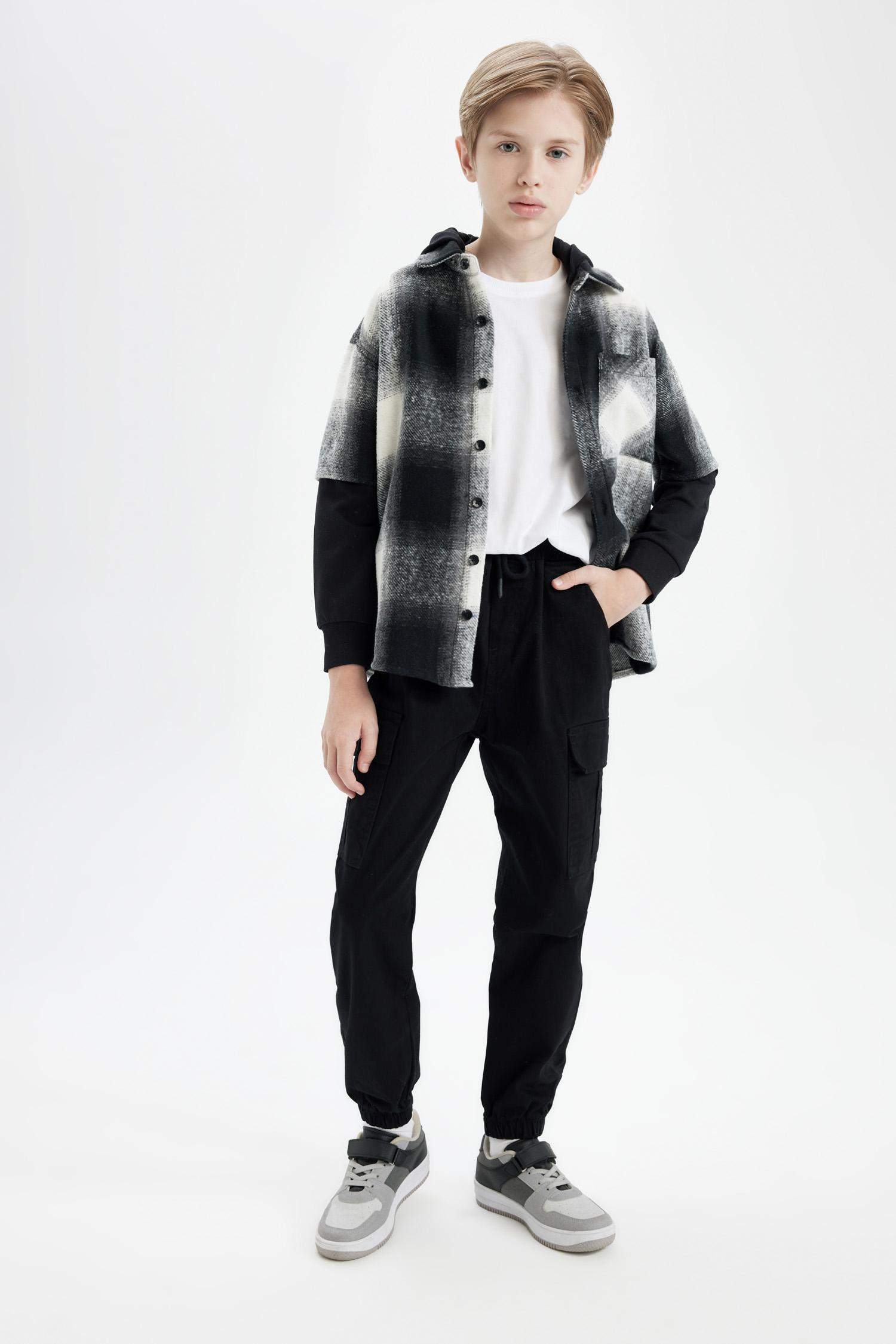 Erkek Çocuk Kargo Cepli Beli Bağcıklı Lastikli Paça Cepli Siyah Jogger Gabardin Pantolon