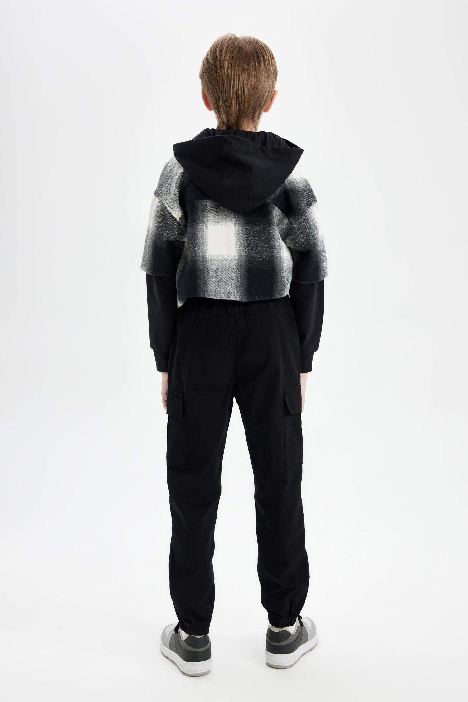 Erkek Çocuk Kargo Cepli Beli Bağcıklı Lastikli Paça Cepli Siyah Jogger Gabardin Pantolon