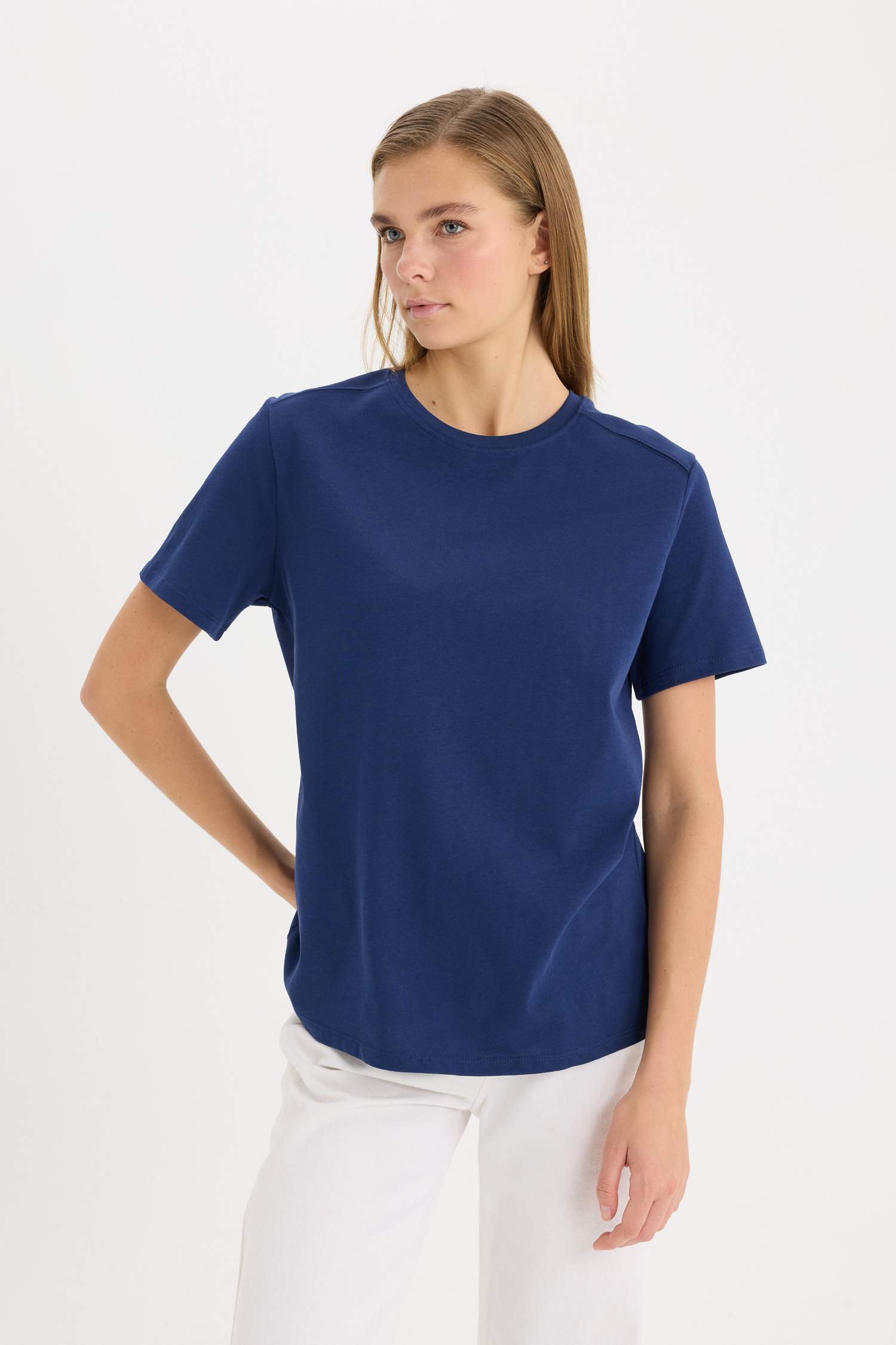 Regular Fit Bisiklet Yaka Basic Düz Premium Kısa Kollu Tişört