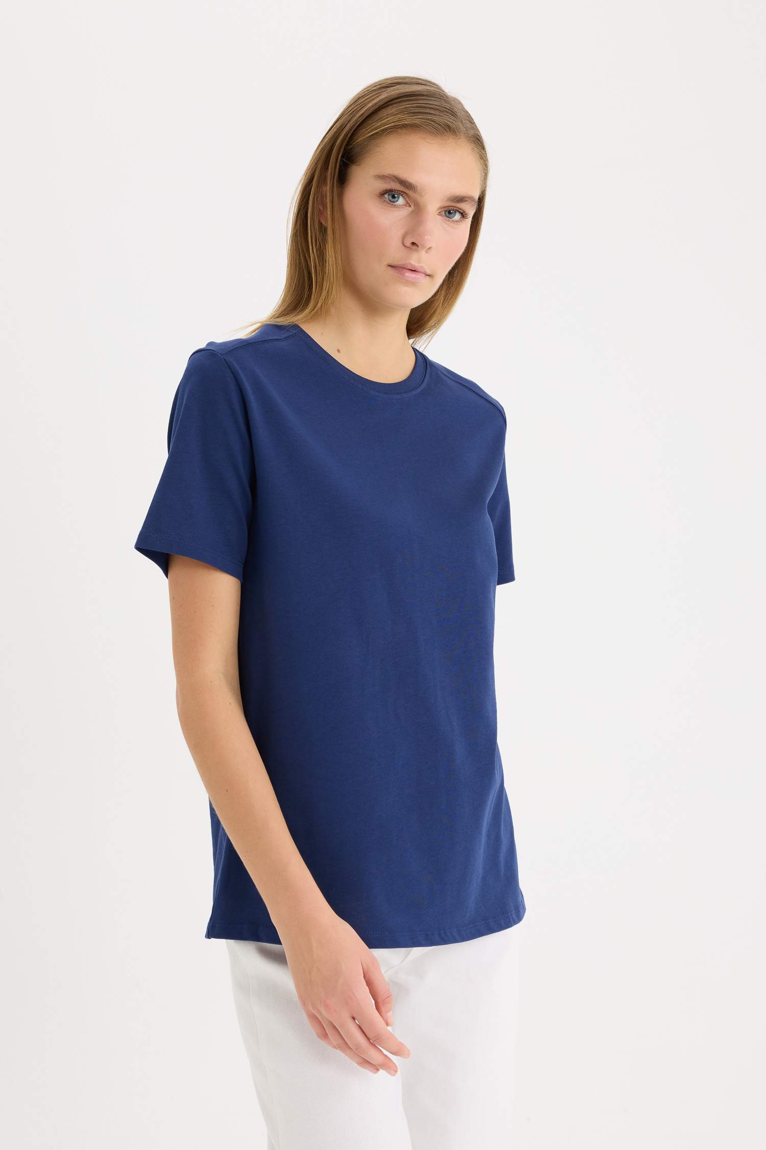 Regular Fit Bisiklet Yaka Basic Düz Premium Kısa Kollu Tişört