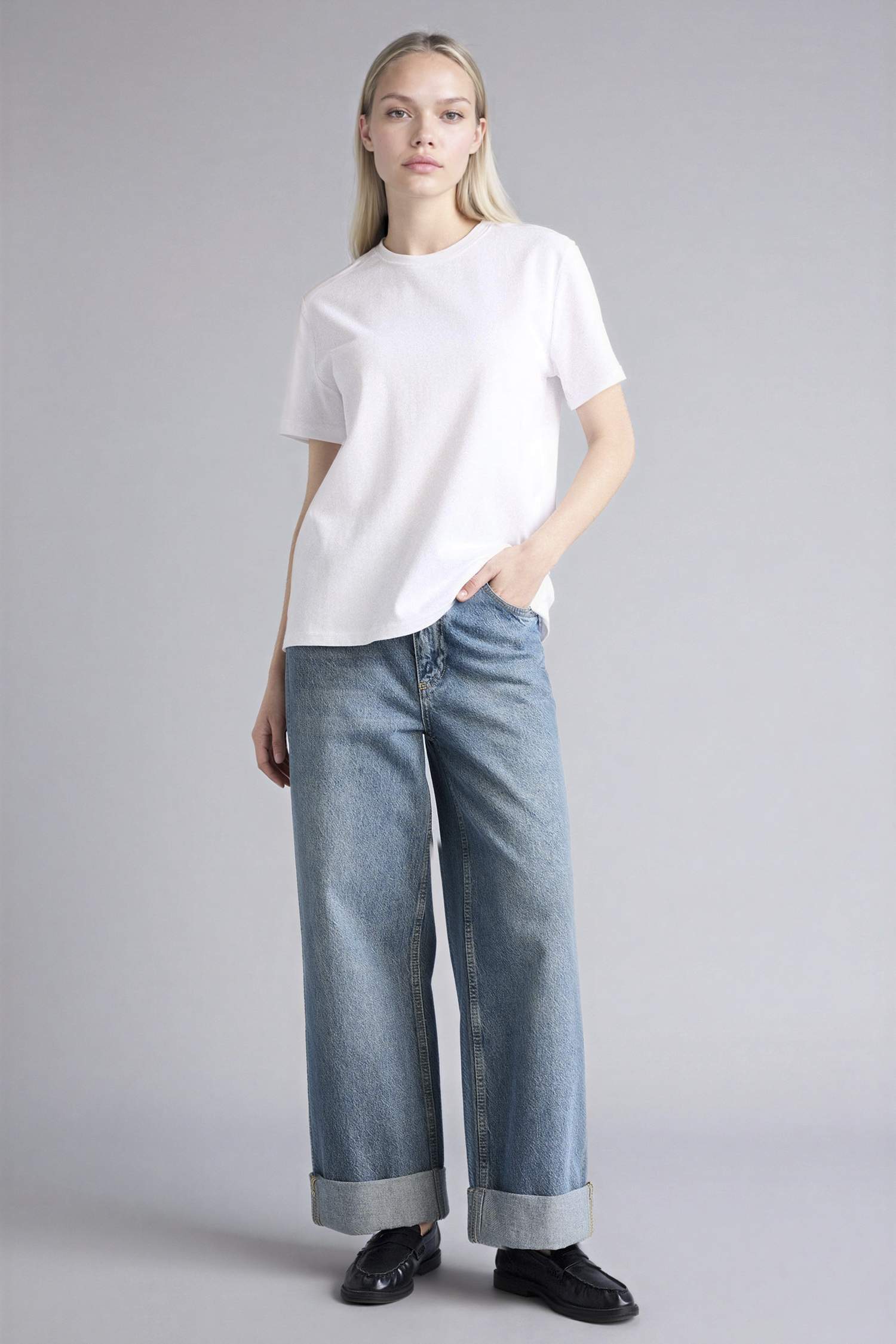 Regular Fit Bisiklet Yaka Casual Premium Basic Düz Kısa Kollu Beyaz  Tişört