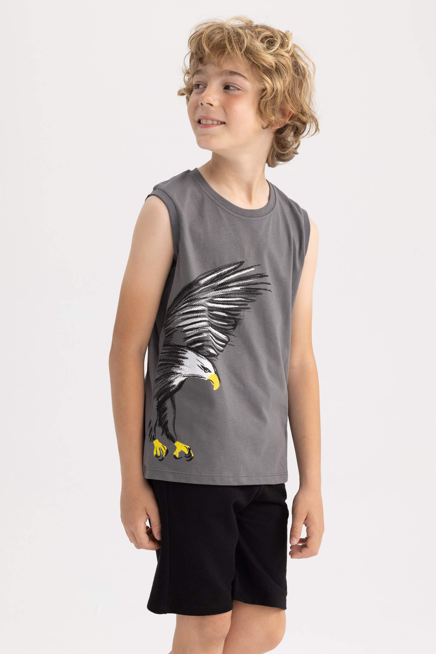 ديباردور ولادي برقبة مستديرة