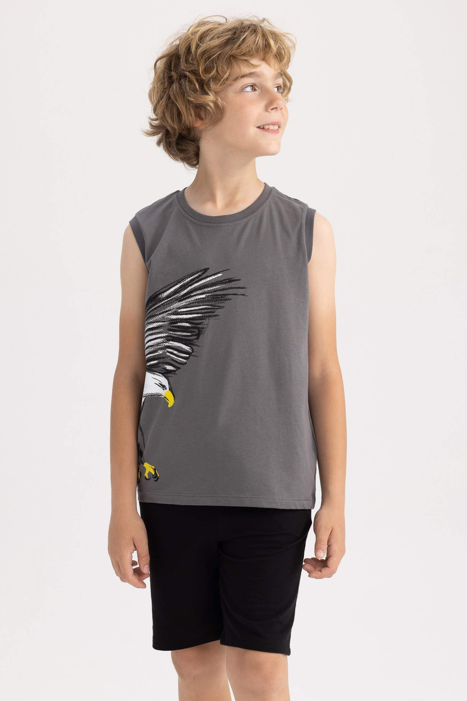 ديباردور ولادي برقبة مستديرة