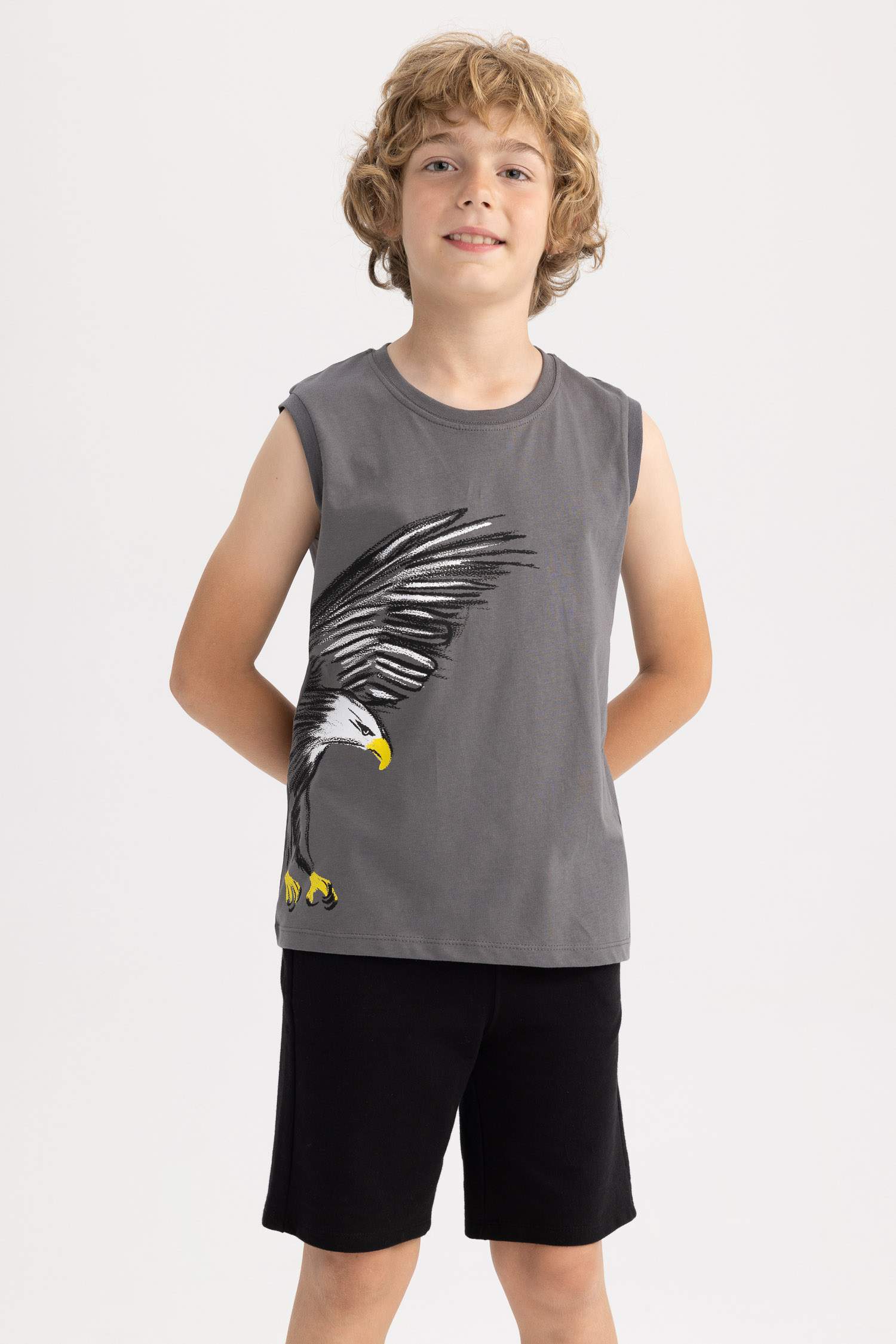 ديباردور ولادي برقبة مستديرة