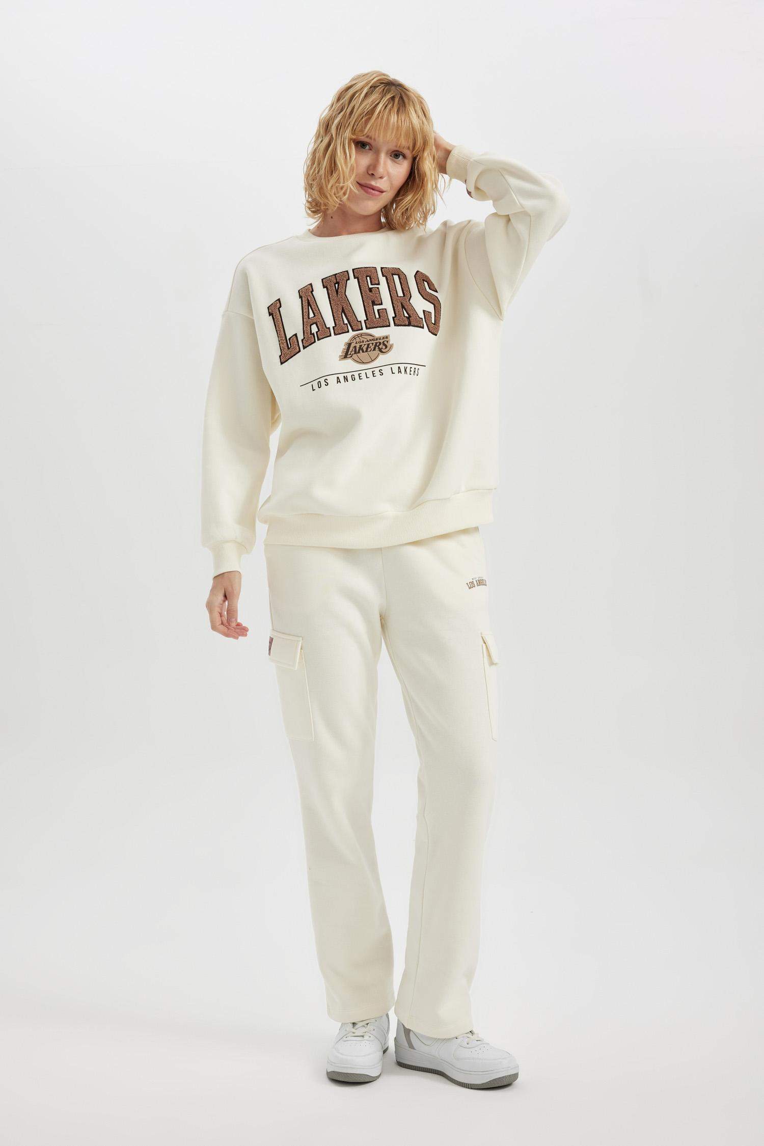 Standard Fit Wide Leg Long Sweatpants