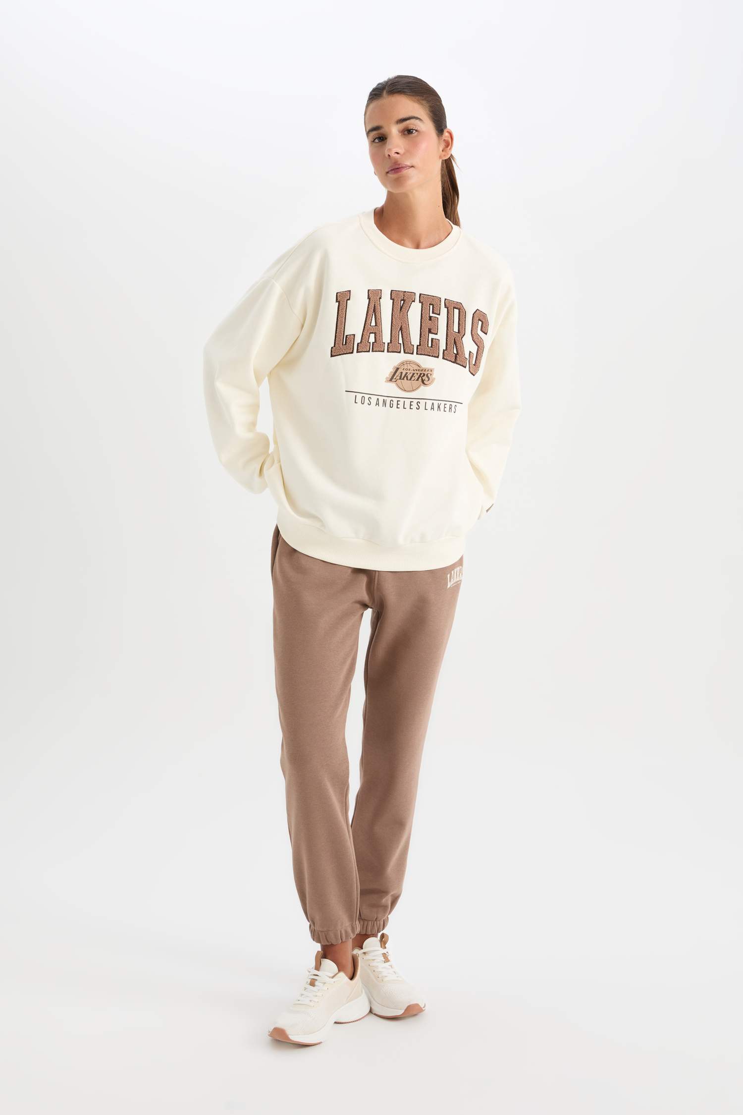 DeFactoFit NBA Los Angeles Lakers Oversize Fit Thick Fabric Sweatshirt